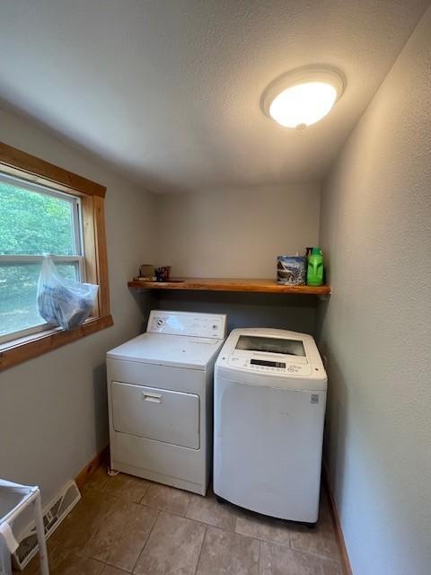 1958 single family home for sale at 806 Central Avenue N in Park Rapids, MN — 3 bed, 2 bath (photo 15 of 18)