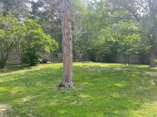 1958 single family home for sale at 806 Central Avenue N in Park Rapids, MN — 3 bed, 2 bath (photo 17 of 18)