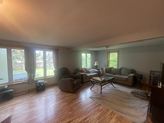 1958 single family home for sale at 806 Central Avenue N in Park Rapids, MN — 3 bed, 2 bath (photo 5 of 18)