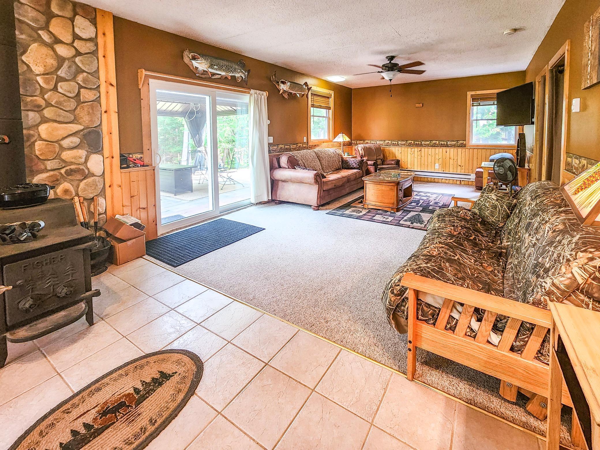 1999 single family home for sale at 10547 Vermeil Drive NE in Deer River, MN — 2 bed, 1 bath (photo 19 of 38)