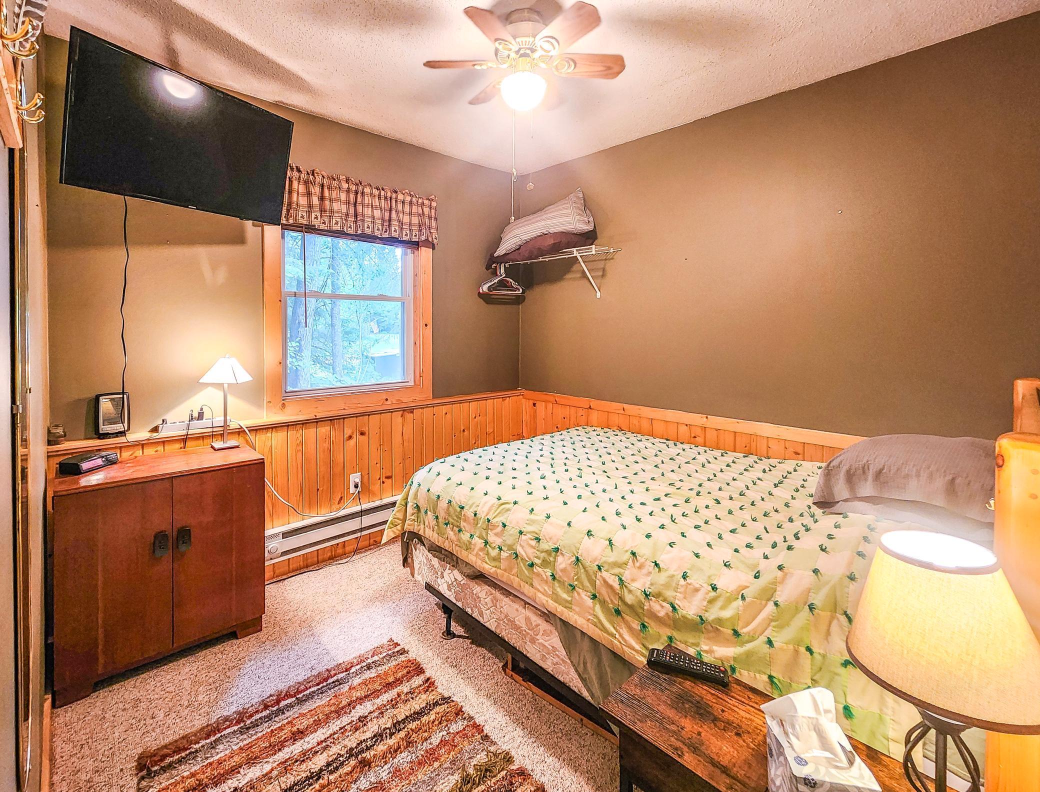 1999 single family home for sale at 10547 Vermeil Drive NE in Deer River, MN — 2 bed, 1 bath (photo 24 of 38)