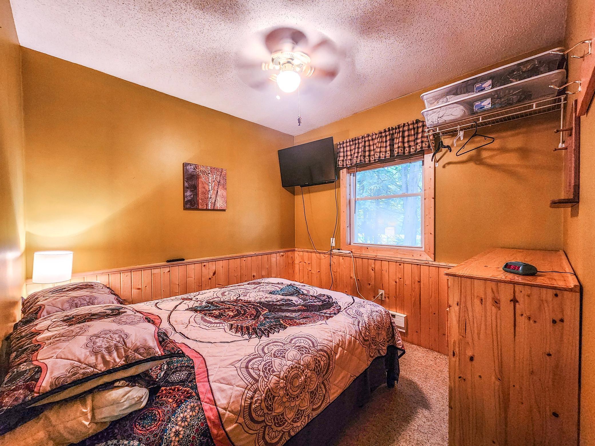 1999 single family home for sale at 10547 Vermeil Drive NE in Deer River, MN — 2 bed, 1 bath (photo 26 of 38)
