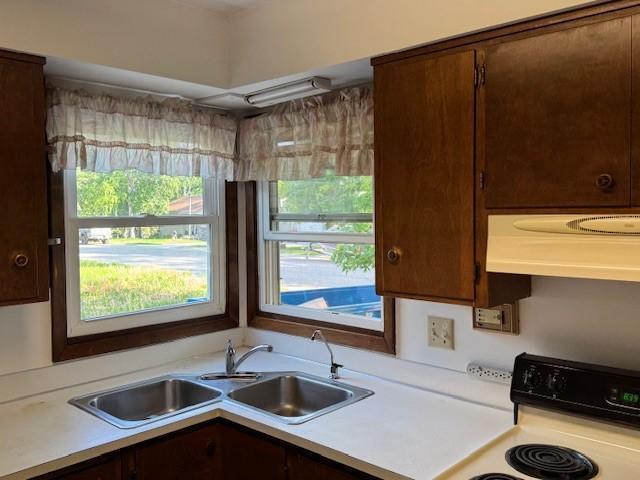 1972 single family home for sale at 206 3rd Street E in Brandon, MN — 3 bed, 2 bath (photo 7 of 21)