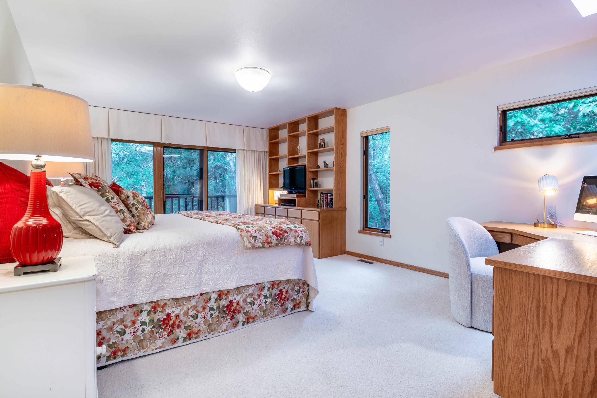 1990 single family home for sale at 28647 State Highway 78 in Battle Lake, MN — 4 bed, 4 bath (photo 12 of 176)