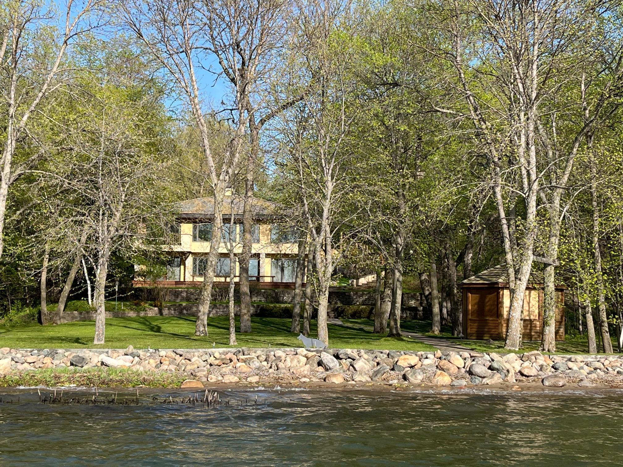 1990 single family home for sale at 28647 State Highway 78 in Battle Lake, MN — 4 bed, 4 bath (photo 4 of 176)