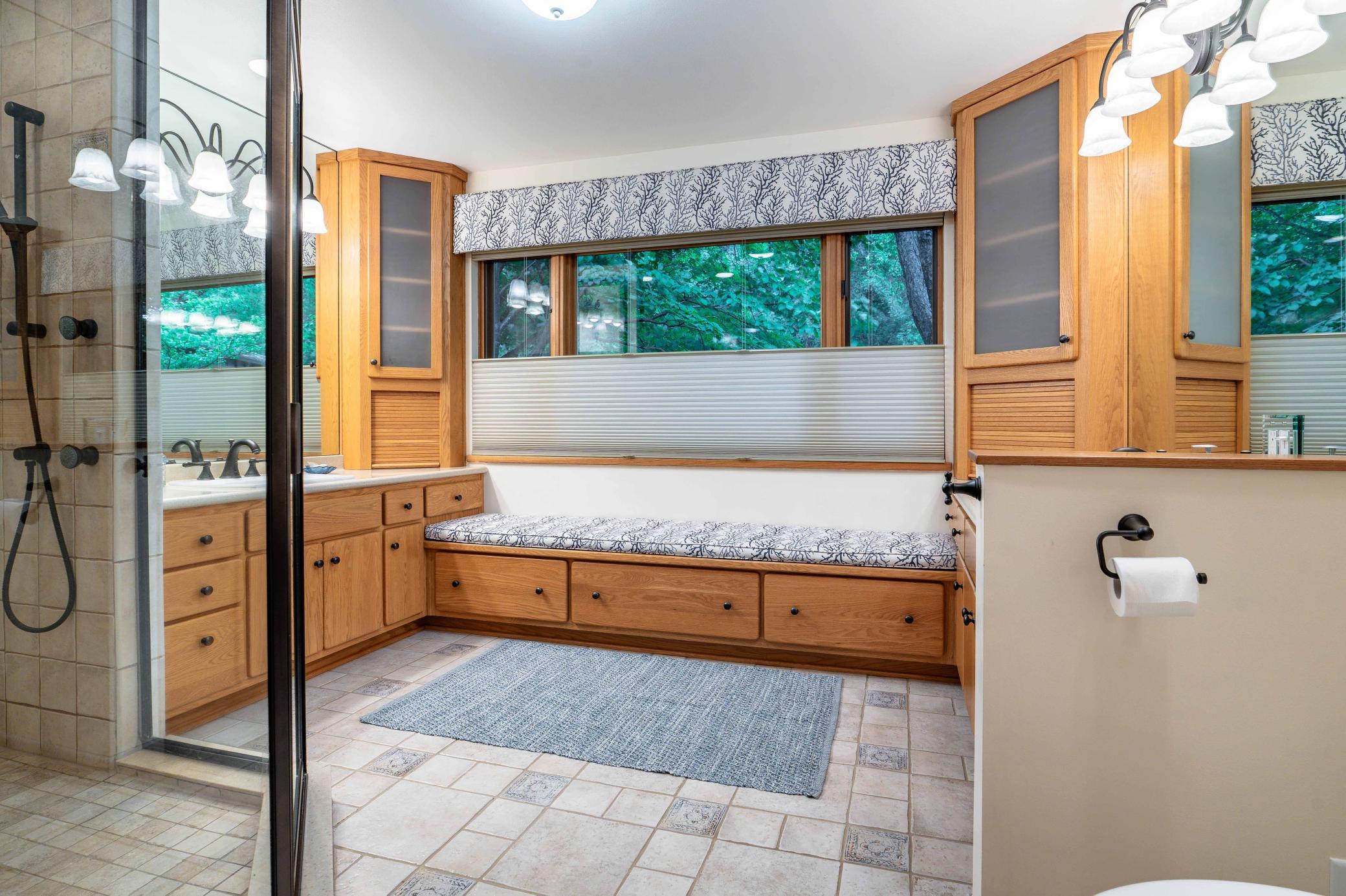 1990 single family home for sale at 28647 State Highway 78 in Battle Lake, MN — 4 bed, 4 bath (photo 44 of 176)
