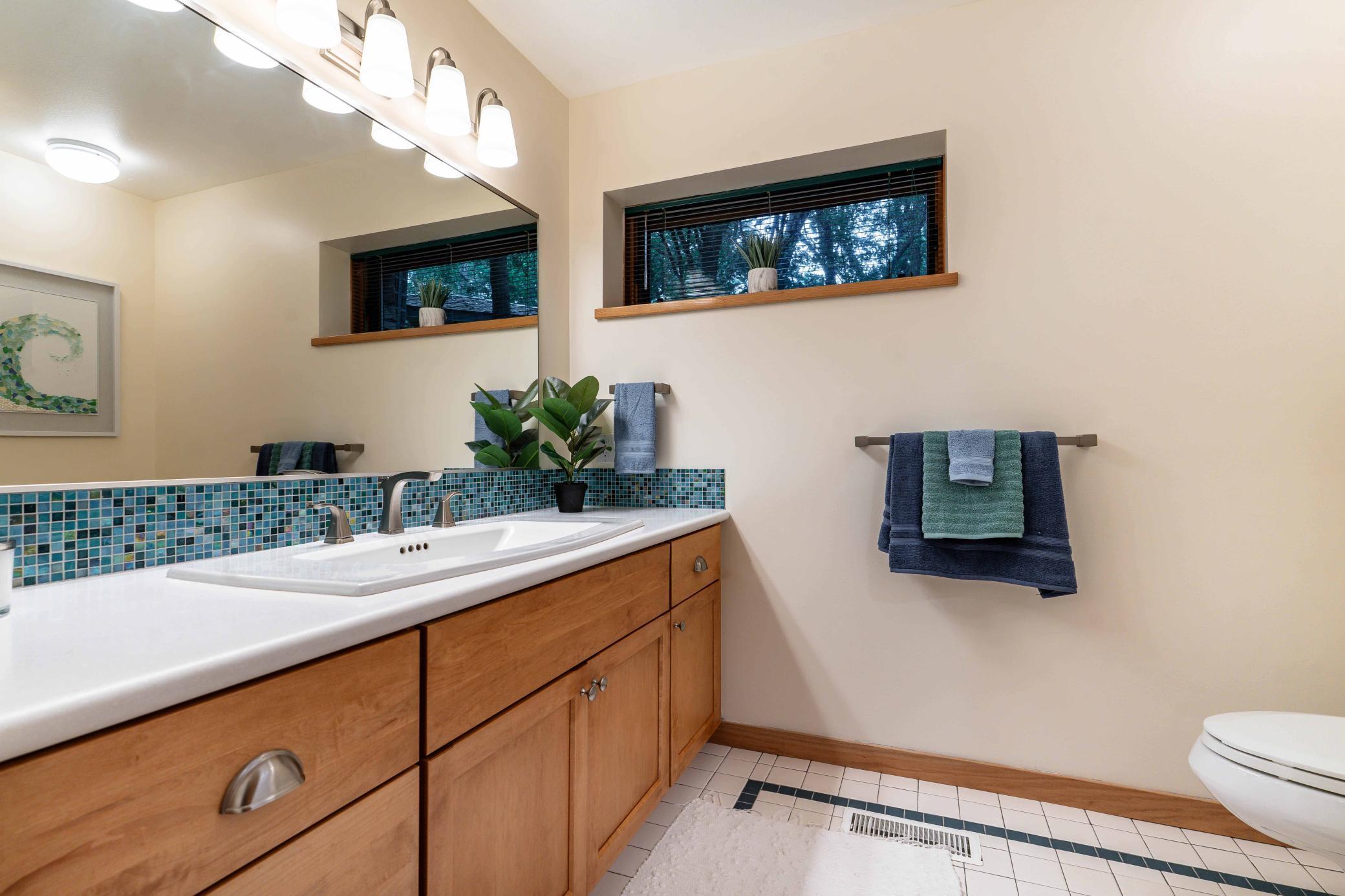 1990 single family home for sale at 28647 State Highway 78 in Battle Lake, MN — 4 bed, 4 bath (photo 64 of 176)