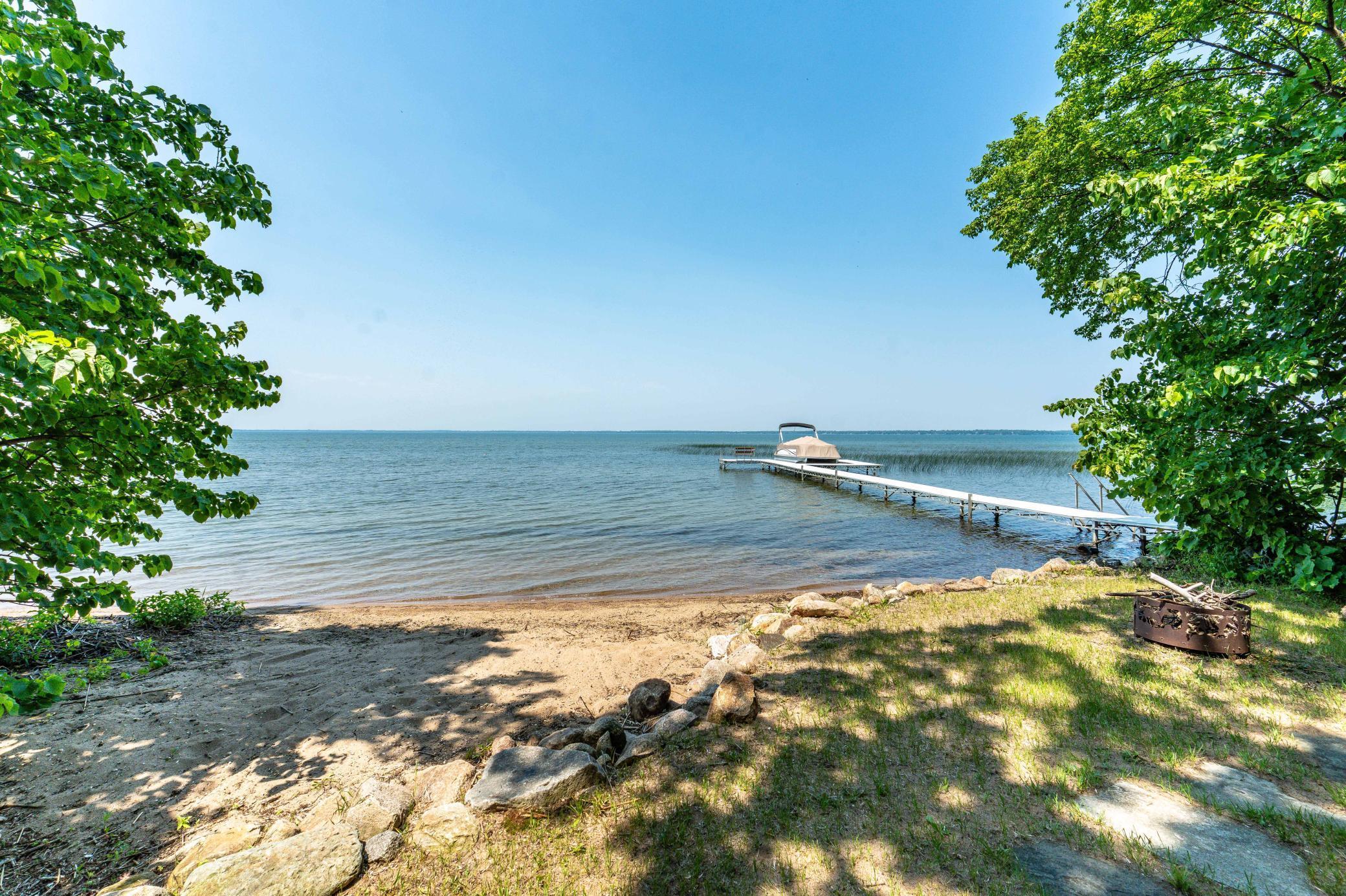 1990 single family home for sale at 28647 State Highway 78 in Battle Lake, MN — 4 bed, 4 bath (photo 8 of 176)