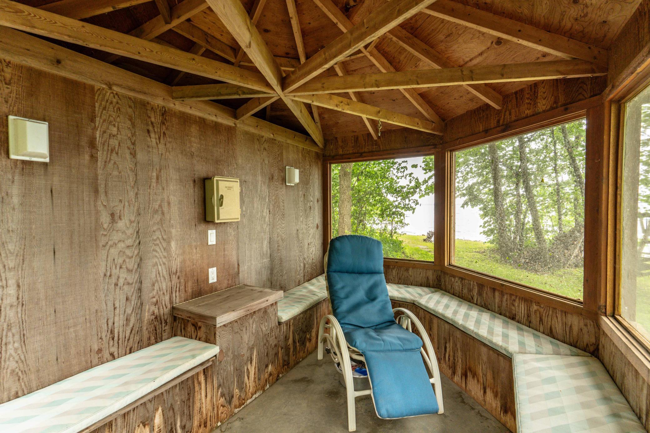 1990 single family home for sale at 28647 State Highway 78 in Battle Lake, MN — 4 bed, 4 bath (photo 96 of 176)