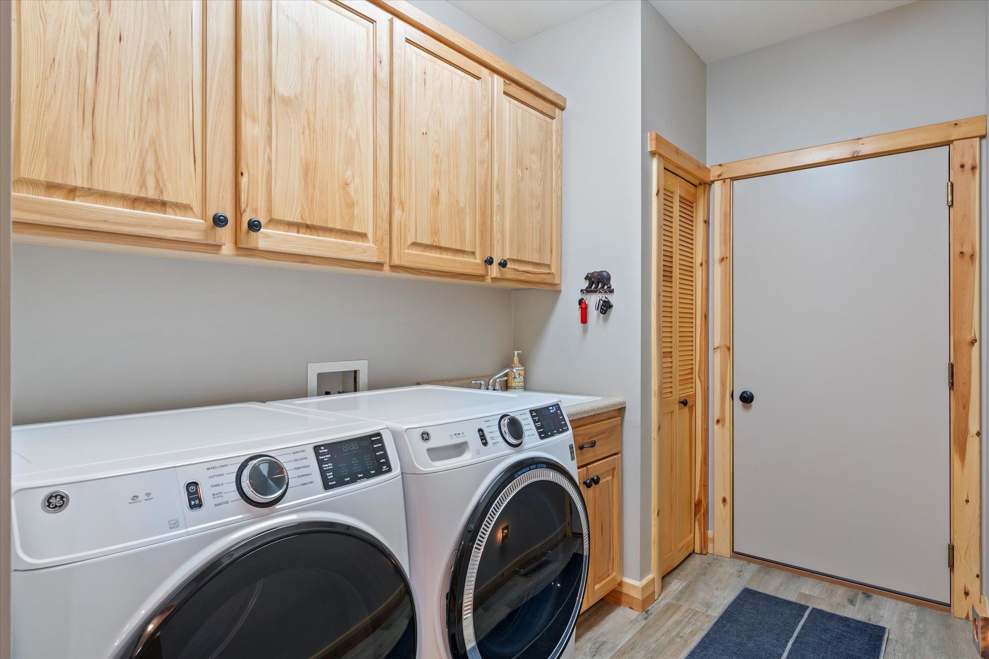 2005 townhouse for sale at 34792 E Shore Lane in Crosslake, MN — 3 bed, 3 bath (photo 23 of 39)