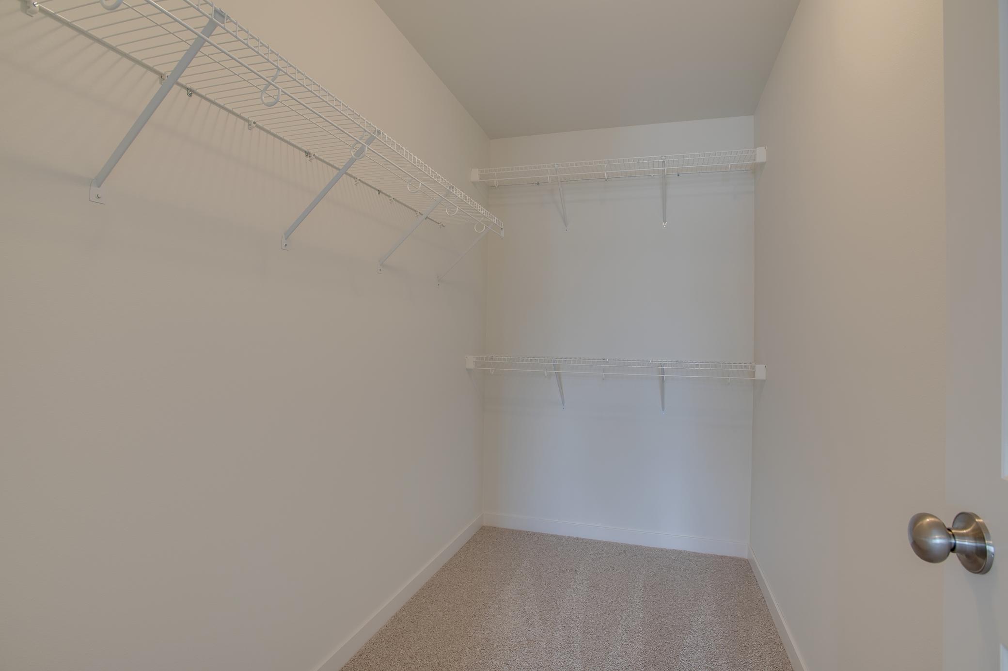 2025 single family home for sale at 6847 Belding Drive S in Fargo, ND — 3 bed, 3 bath (photo 20 of 33)