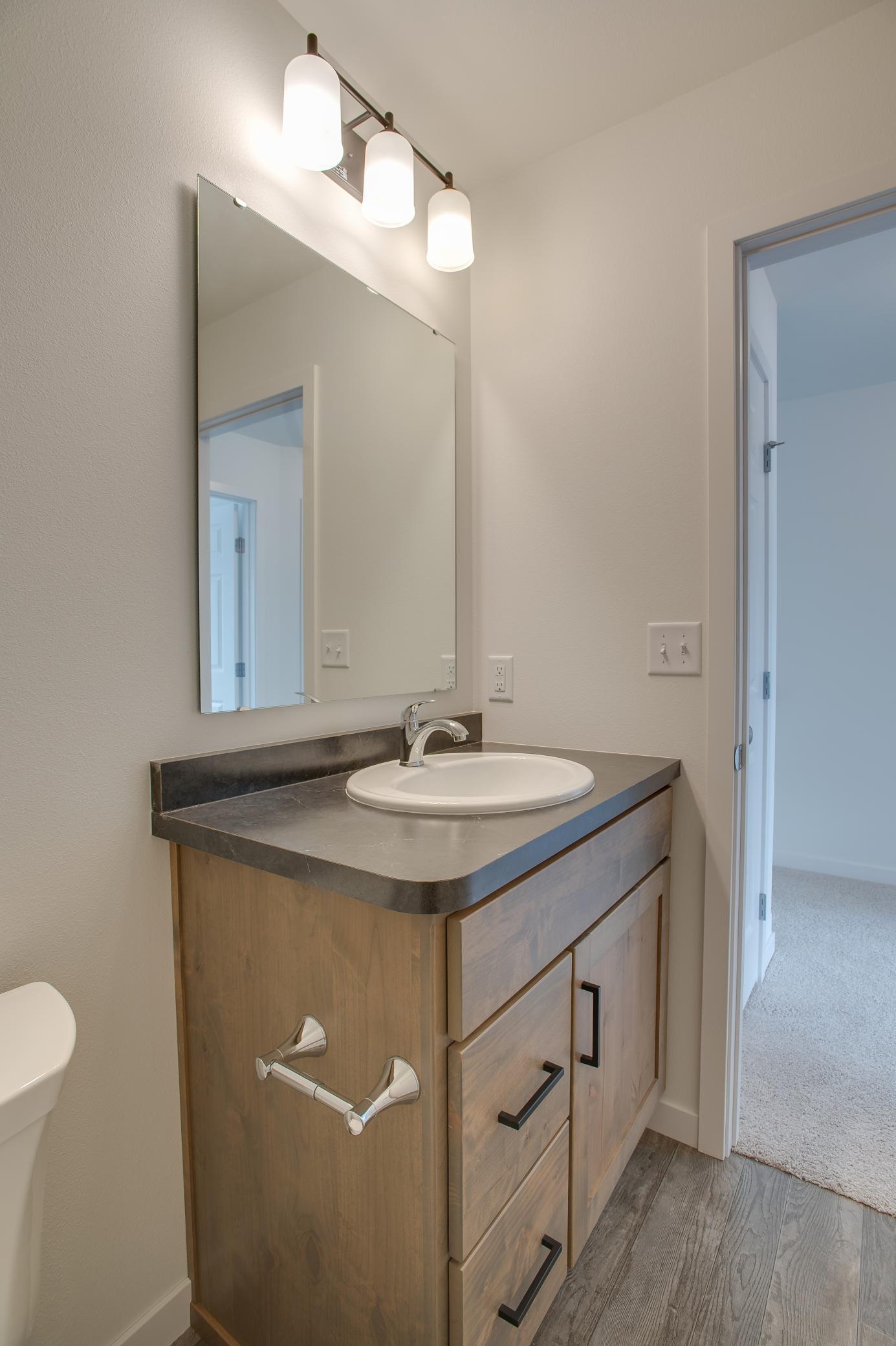 2025 single family home for sale at 6847 Belding Drive S in Fargo, ND — 3 bed, 3 bath (photo 26 of 33)