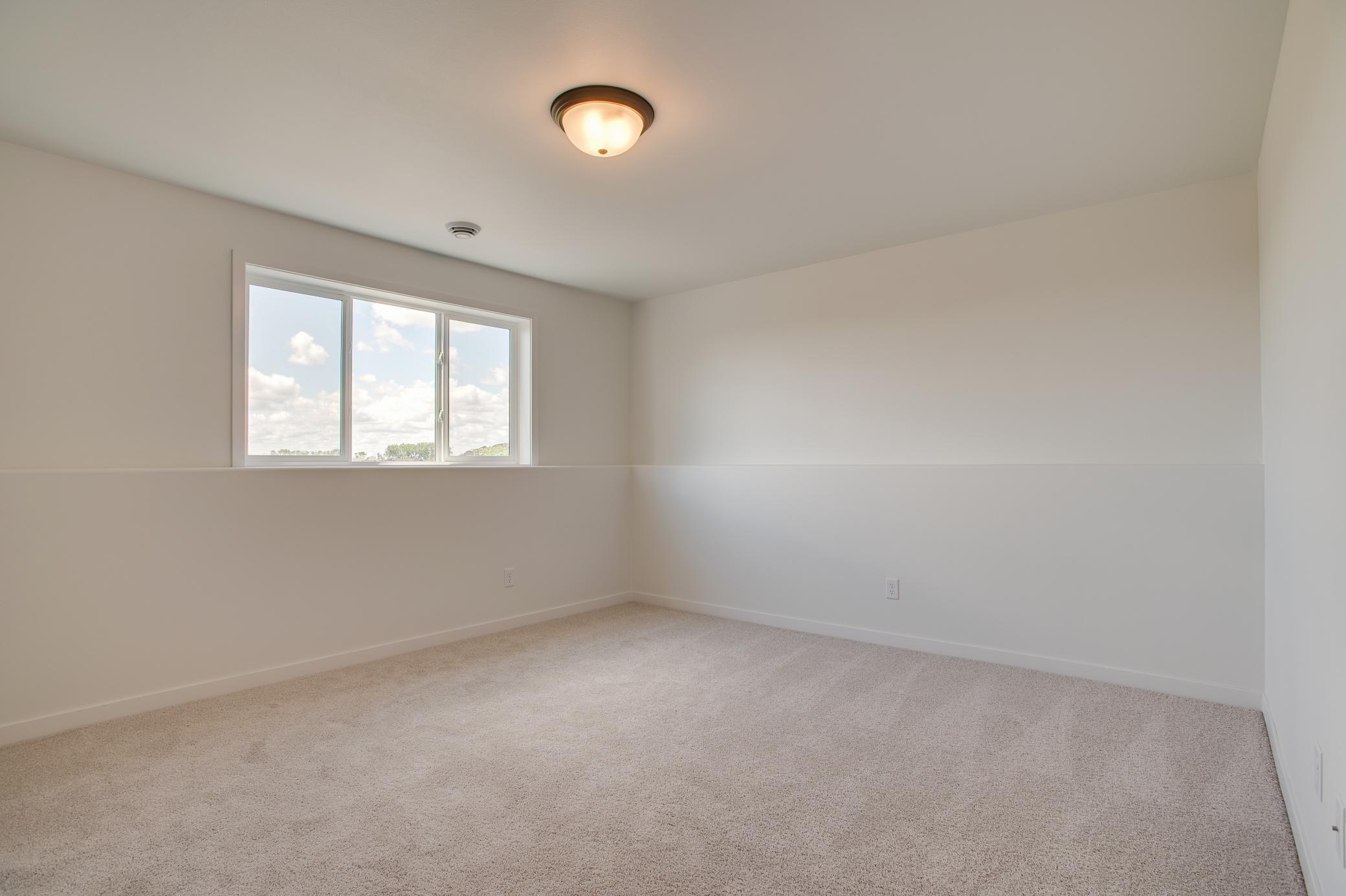 2025 single family home for sale at 6847 Belding Drive S in Fargo, ND — 3 bed, 3 bath (photo 27 of 33)