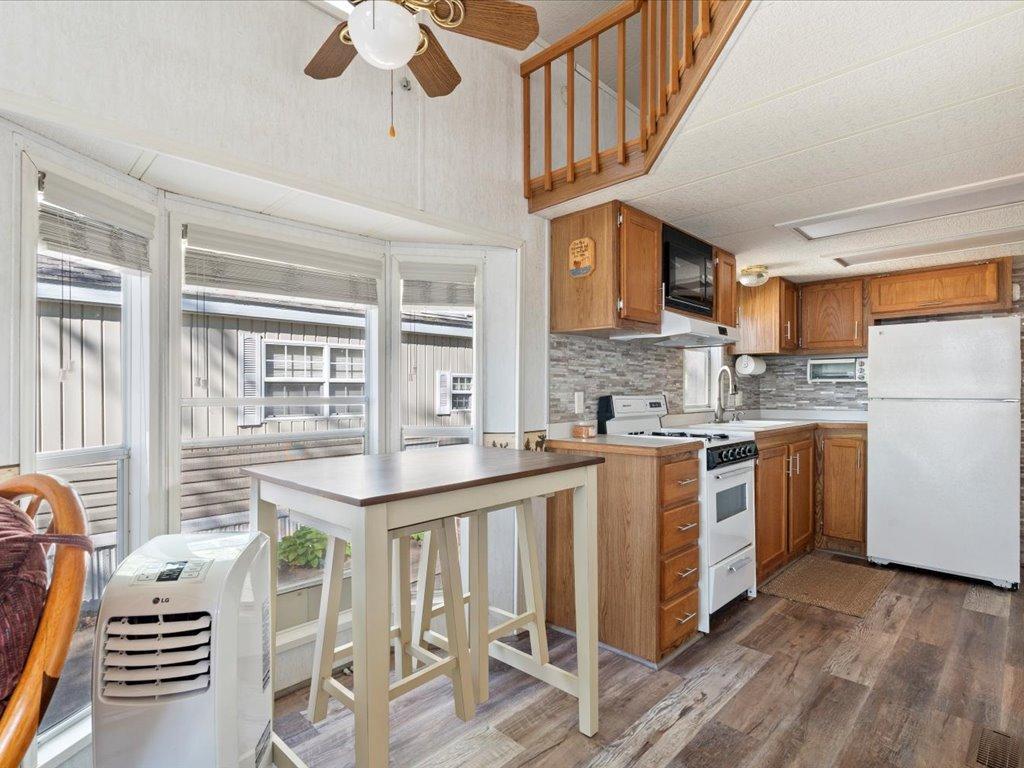 2000 single family home for sale at 15827 Wilderness Trail, Unit 30 in Crosslake, MN — 1 bed, 1 bath (photo 7 of 35)