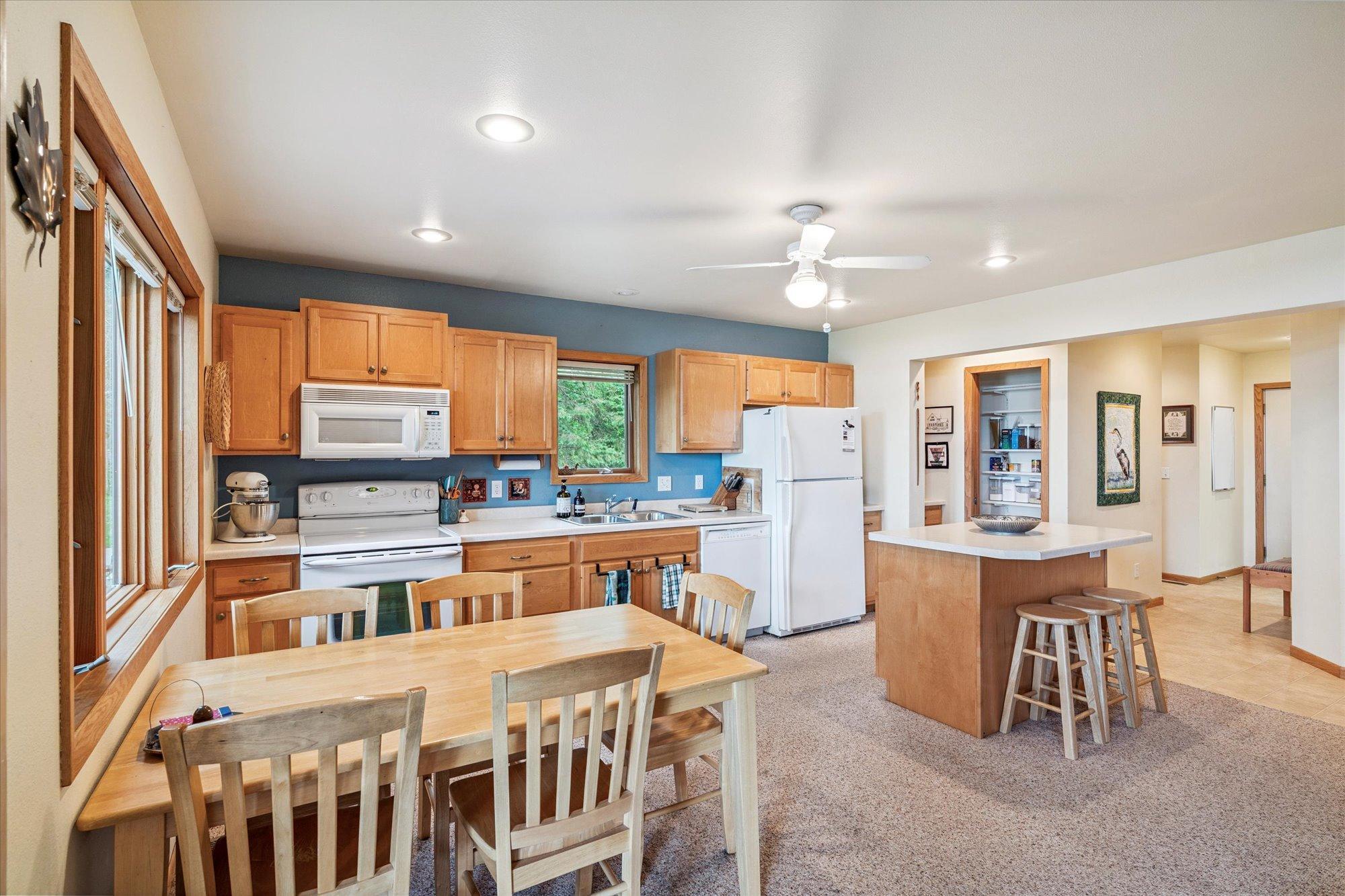 1997 single family home for sale at 11959 Northgate Lane in Fifty Lakes, MN — 4 bed, 3 bath (photo 10 of 52)