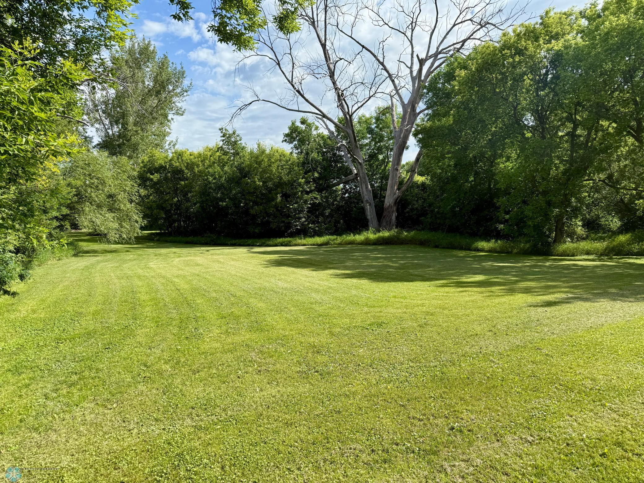 2012 single family home for sale at 511 Jessamine Avenue in Aneta, ND — 3 bed, 1 bath (photo 2 of 21)