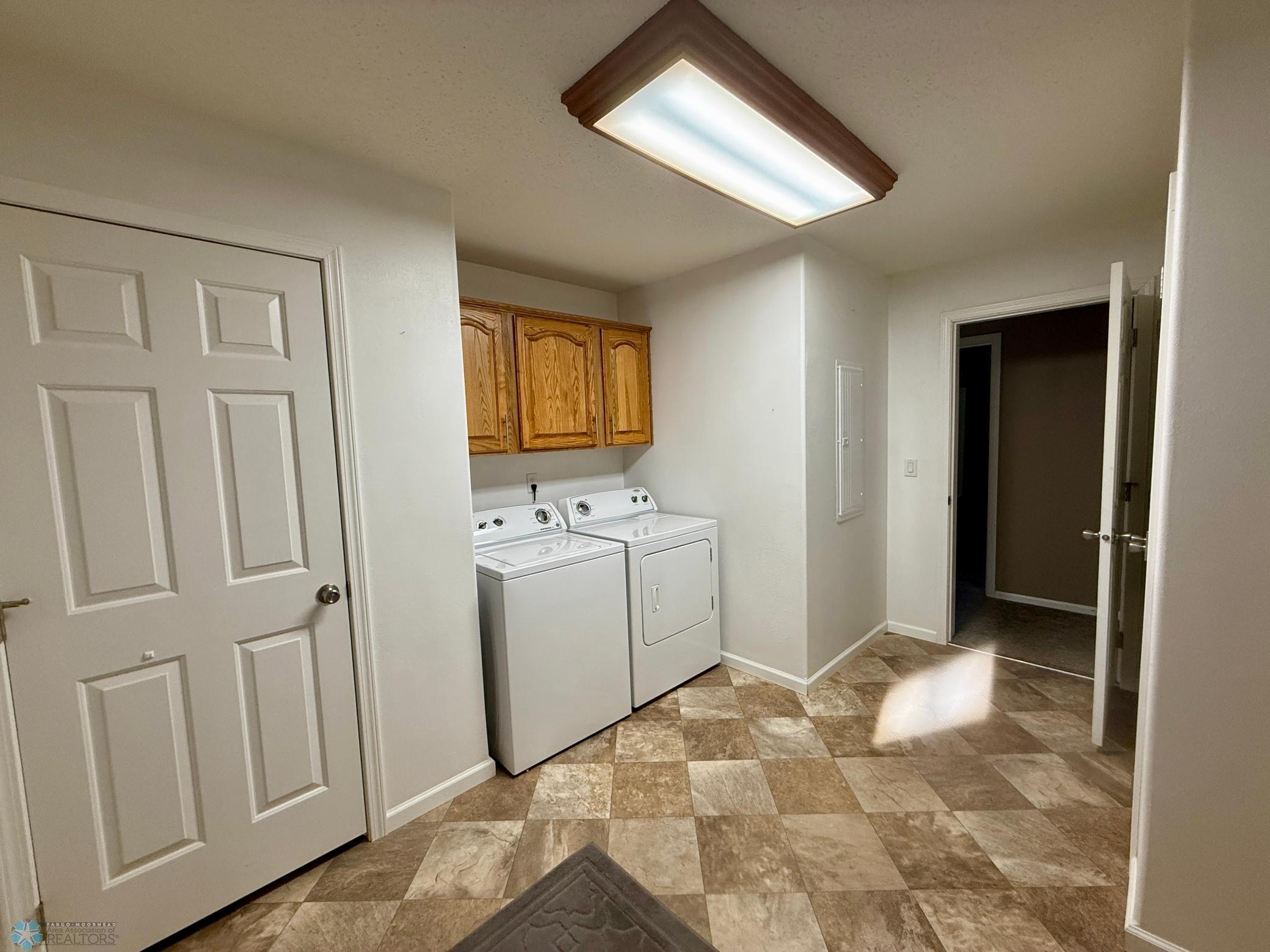 2012 single family home for sale at 511 Jessamine Avenue in Aneta, ND — 3 bed, 1 bath (photo 18 of 21)