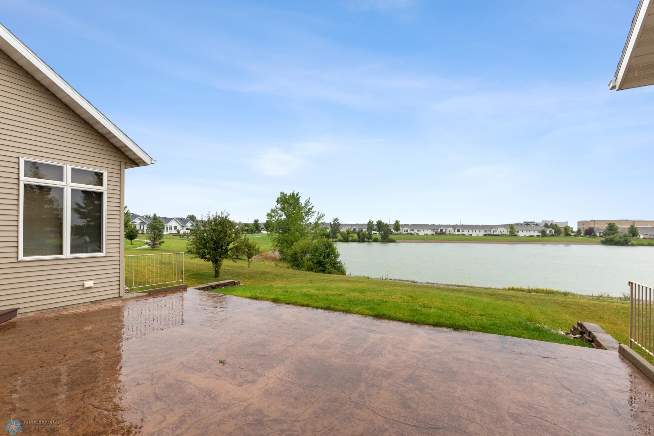 2005 single family home for sale at 1811 7th Street E in West Fargo, ND — 6 bed, 4 bath (photo 49 of 63)