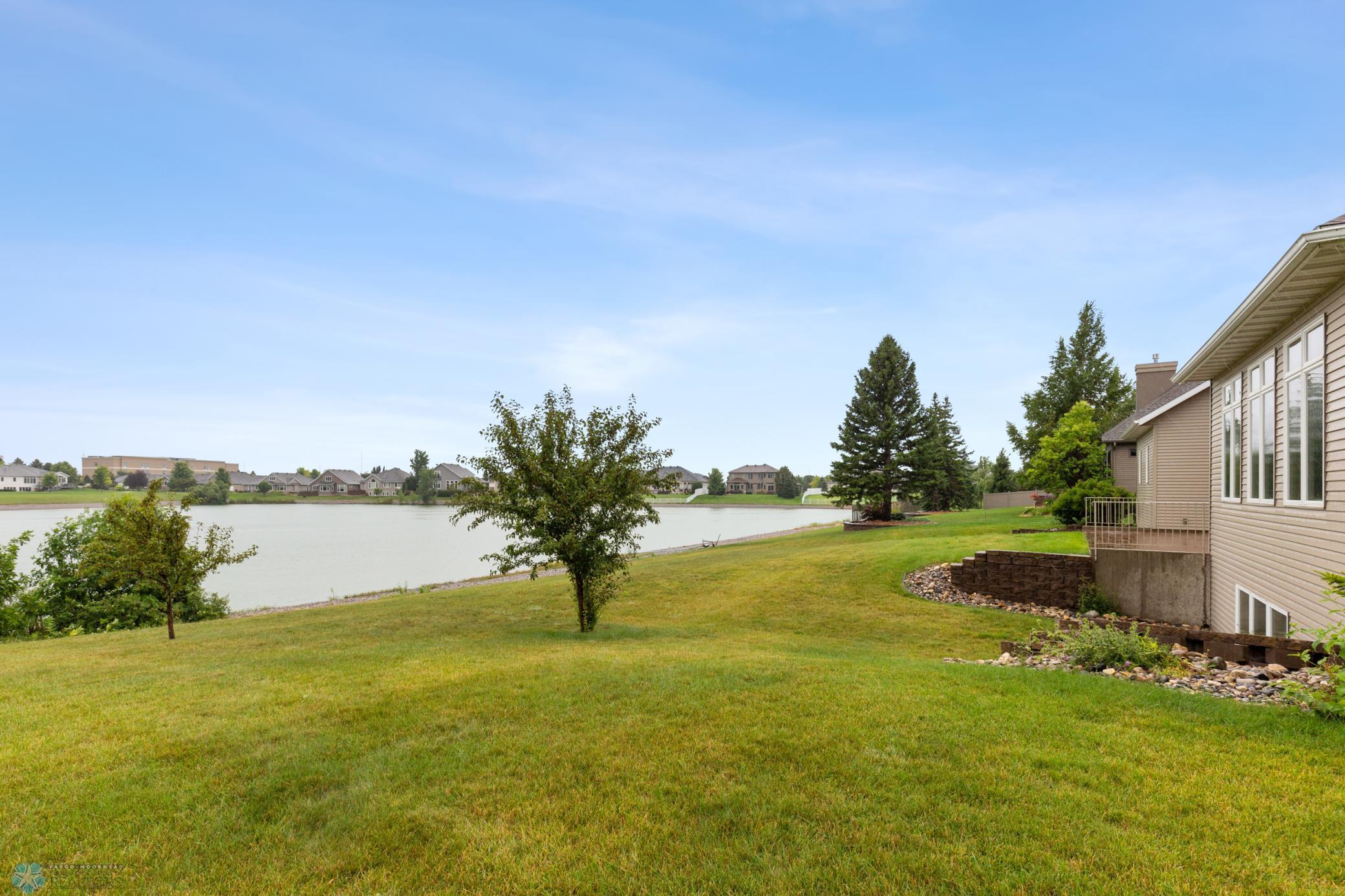 2005 single family home for sale at 1811 7th Street E in West Fargo, ND — 6 bed, 4 bath (photo 50 of 63)