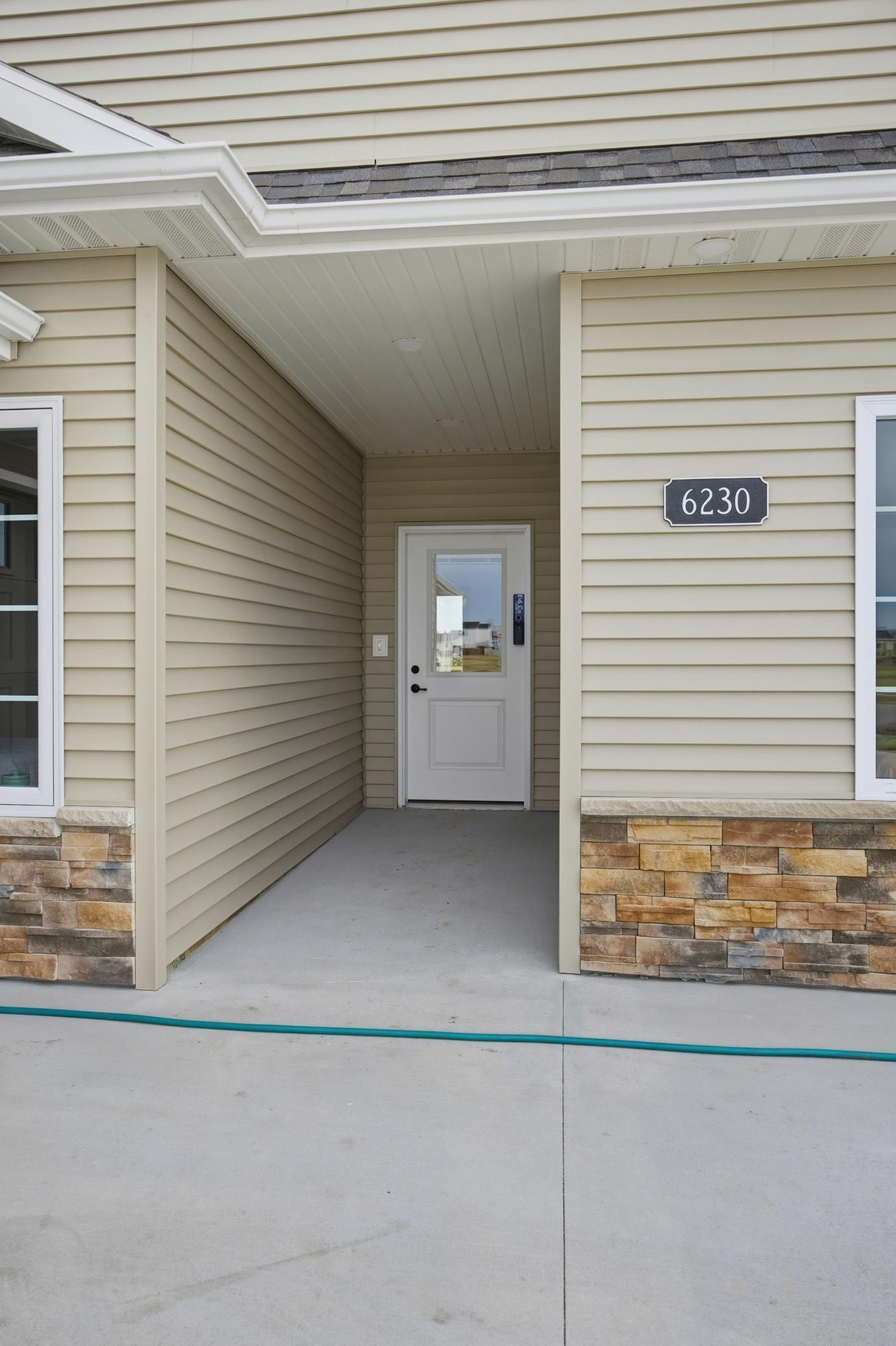 6230 21st Street S, Fargo ND 58104 - Photo 4 of 28