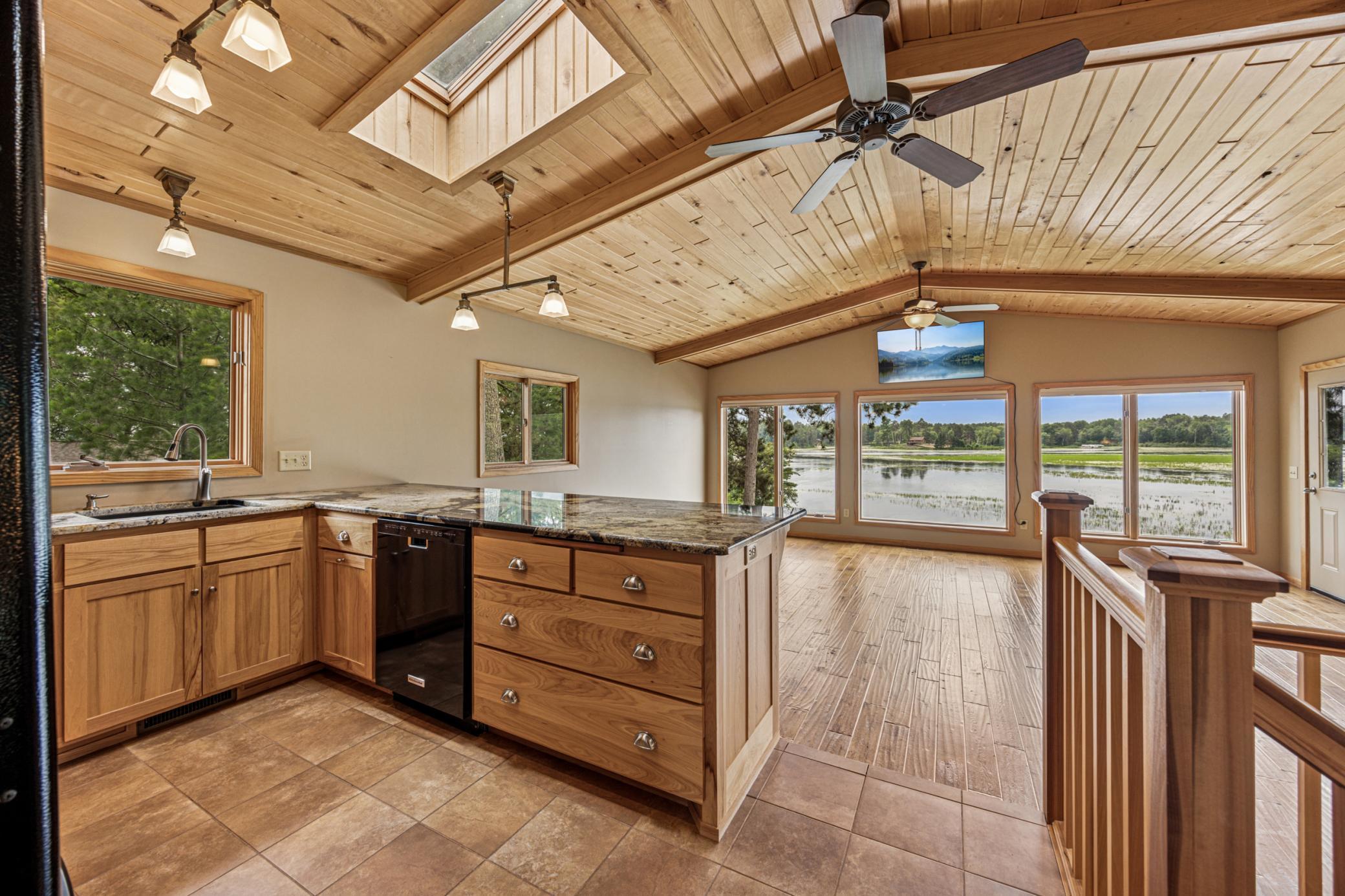 1995 single family home for sale at 36945 Delta Bay Road in Pine River, MN — 3 bed, 2 bath (photo 13 of 24)