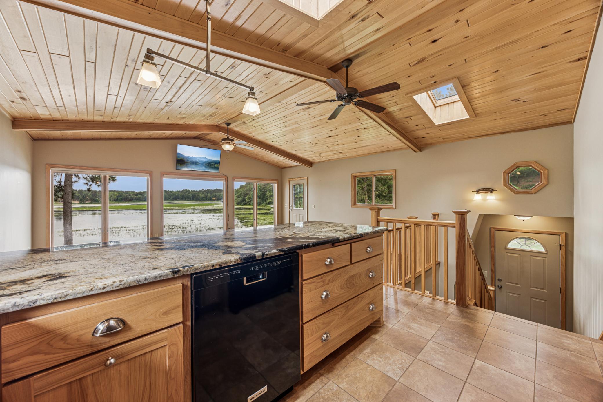 1995 single family home for sale at 36945 Delta Bay Road in Pine River, MN — 3 bed, 2 bath (photo 14 of 24)