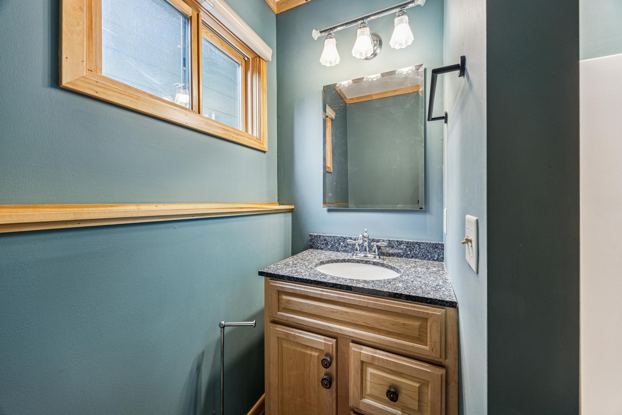 1995 single family home for sale at 36945 Delta Bay Road in Pine River, MN — 3 bed, 2 bath (photo 19 of 24)