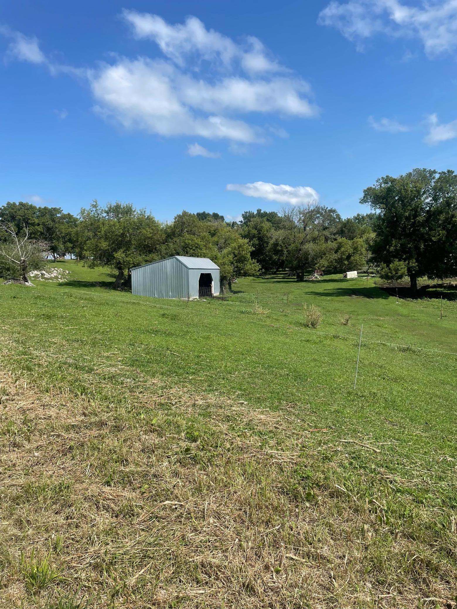 1985 single family home for sale at 833 Sandy Hill Road SW in Hoffman, MN — 4 bed, 2 bath (photo 3 of 26)