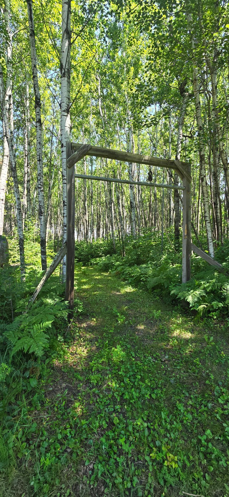1990 single family home for sale at 2965 Bankton Road SW in Baudette, MN — 2 bed, 1 bath (photo 11 of 36)