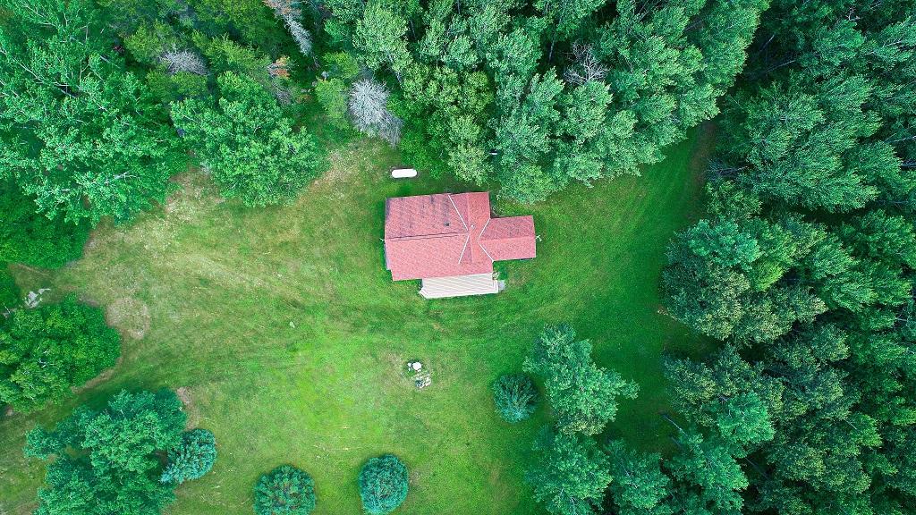 1990 single family home for sale at 2965 Bankton Road SW in Baudette, MN — 2 bed, 1 bath (photo 35 of 36)