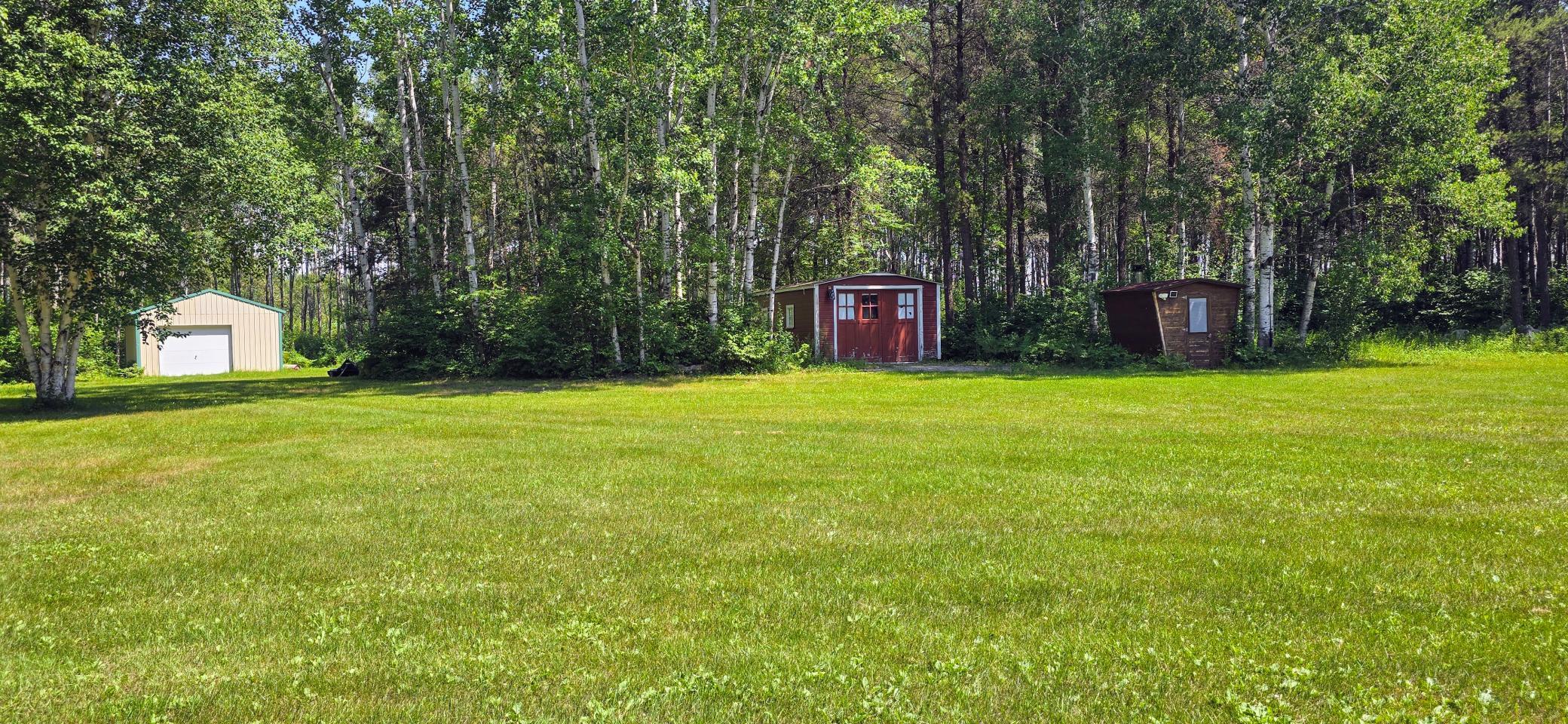 1990 single family home for sale at 2965 Bankton Road SW in Baudette, MN — 2 bed, 1 bath (photo 8 of 36)