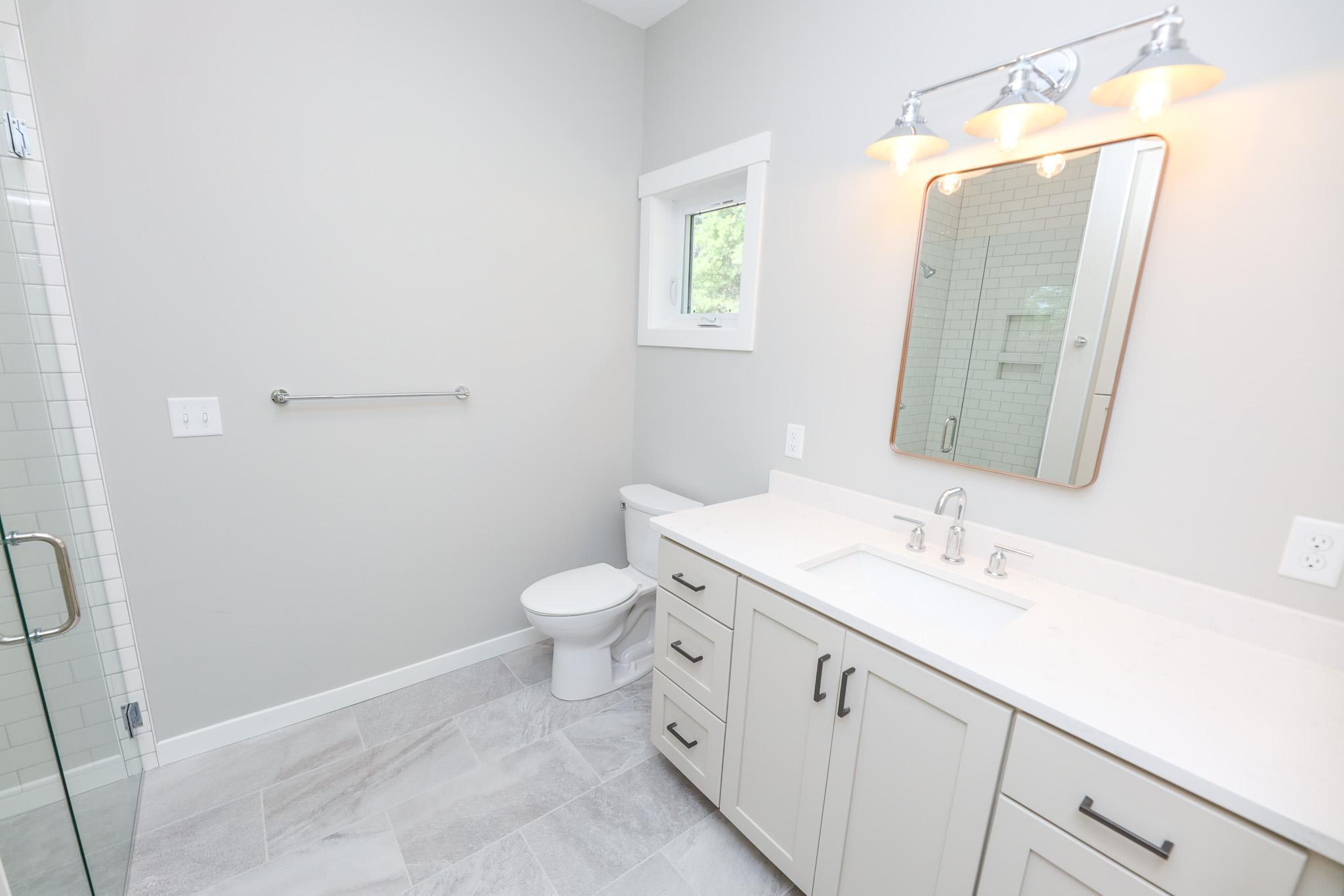 2025 home for sale at 116 N Quincy Street in Alexandria, MN — 2 bed, 2 bath (photo 15 of 30)