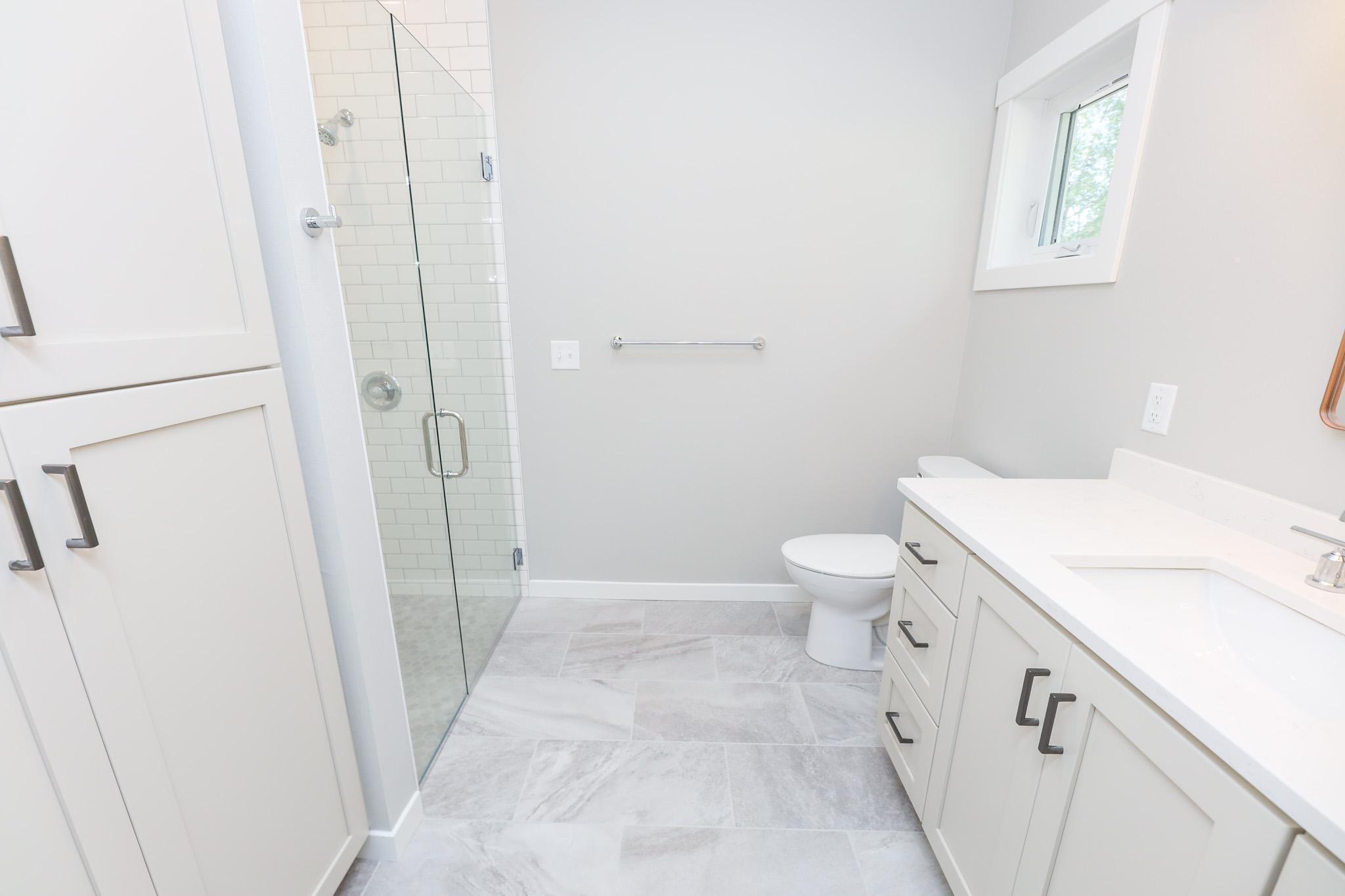 2025 home for sale at 116 N Quincy Street in Alexandria, MN — 2 bed, 2 bath (photo 16 of 30)