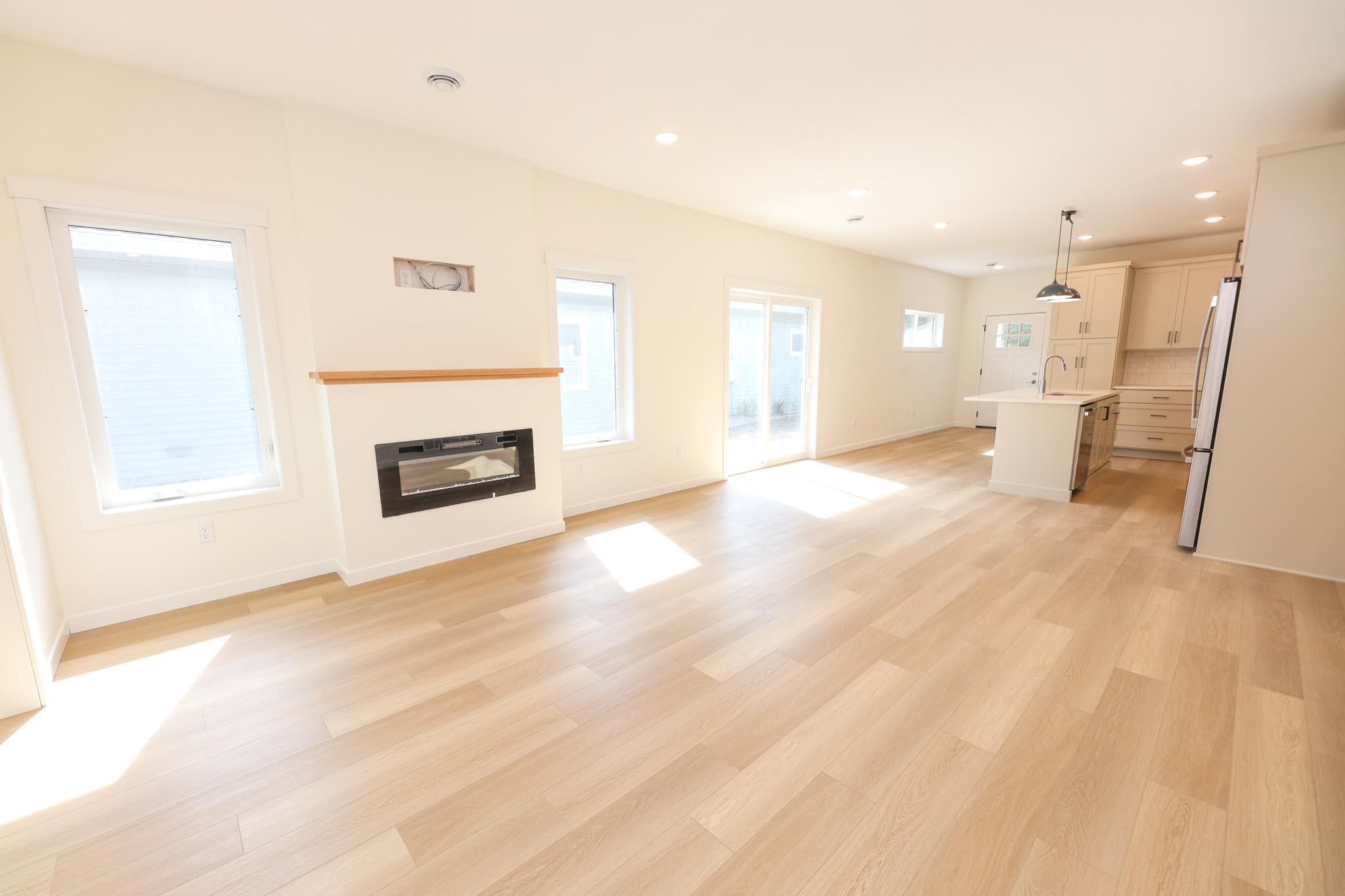 2025 home for sale at 116 N Quincy Street in Alexandria, MN — 2 bed, 2 bath (photo 18 of 30)