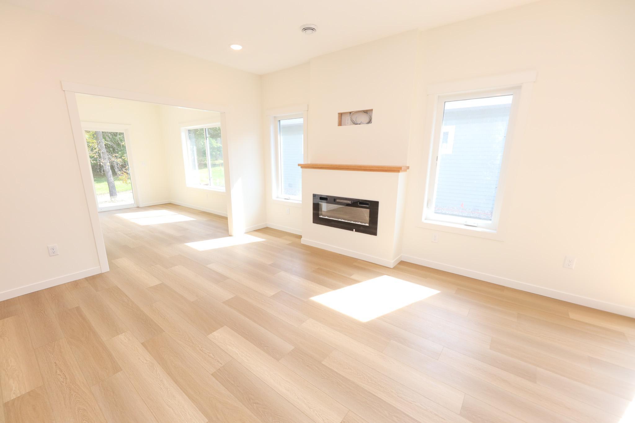 2025 home for sale at 116 N Quincy Street in Alexandria, MN — 2 bed, 2 bath (photo 19 of 30)