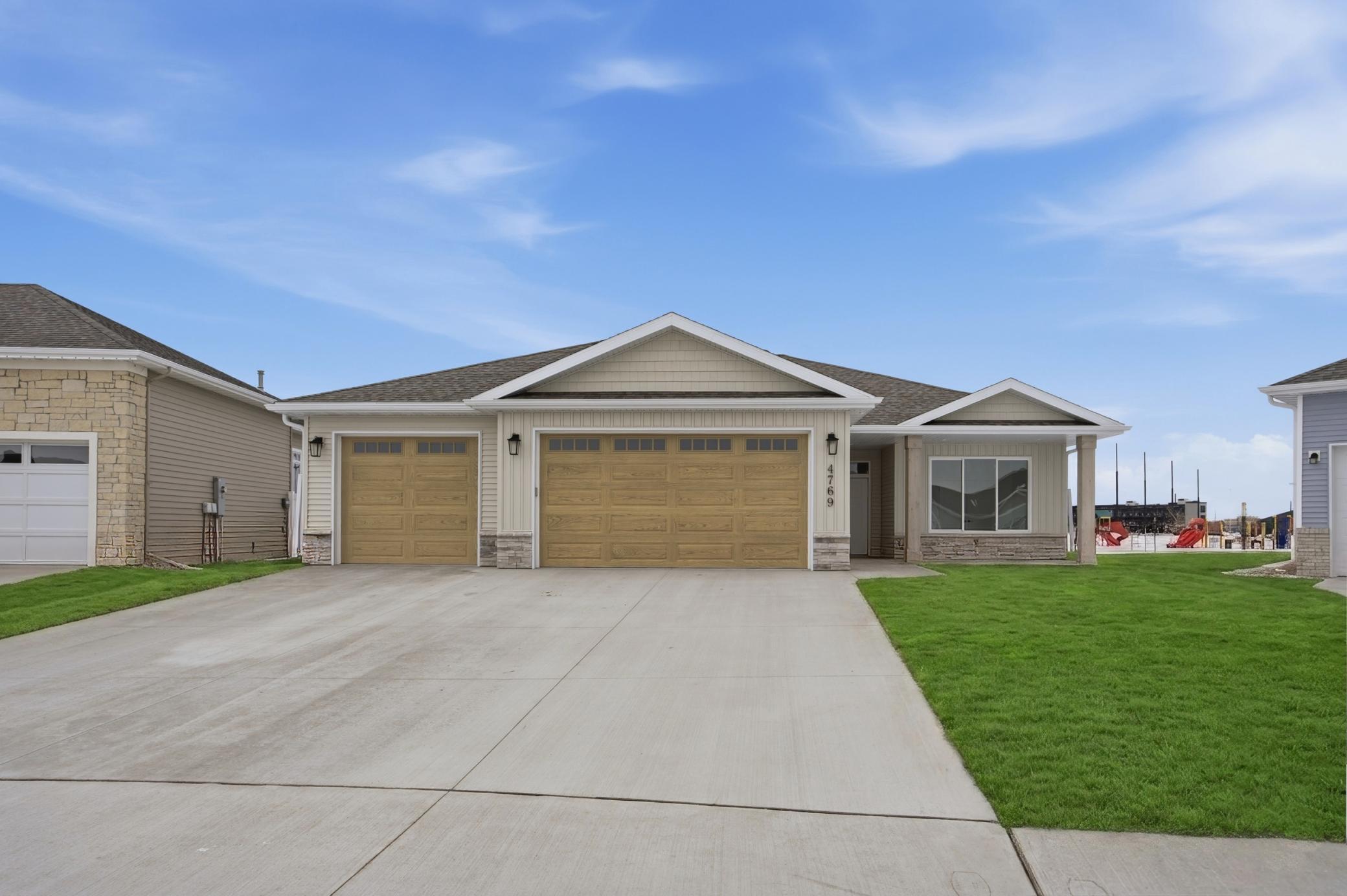 4769 32nd Street S, Fargo ND 58104 - Photo 2 of 34