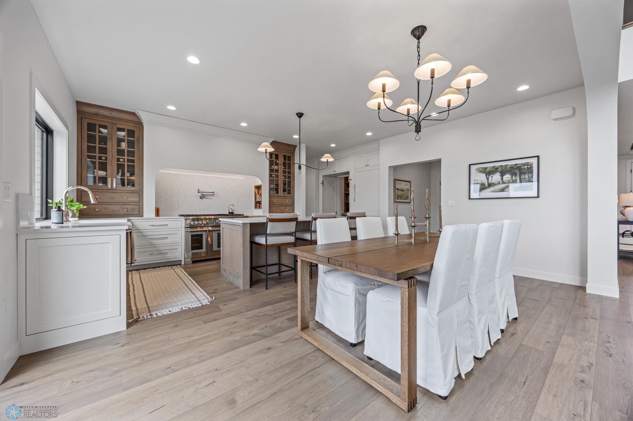 2025 single family home for sale at 605 Lorraine Way in Colfax, ND — 5 bed, 3 bath (photo 14 of 55)
