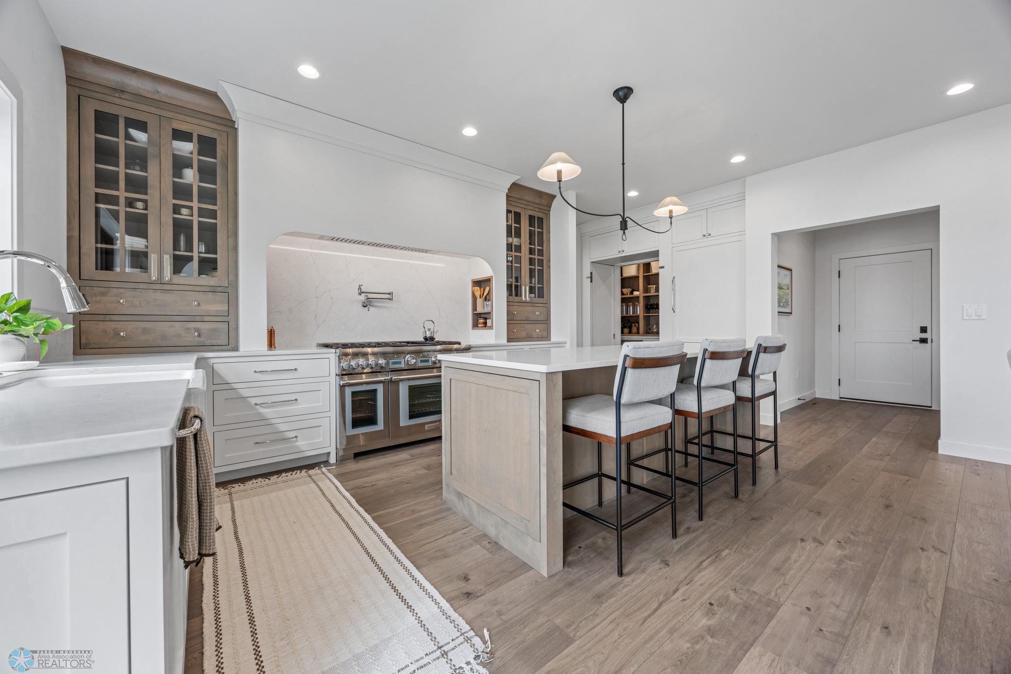 2025 single family home for sale at 605 Lorraine Way in Colfax, ND — 5 bed, 3 bath (photo 15 of 55)
