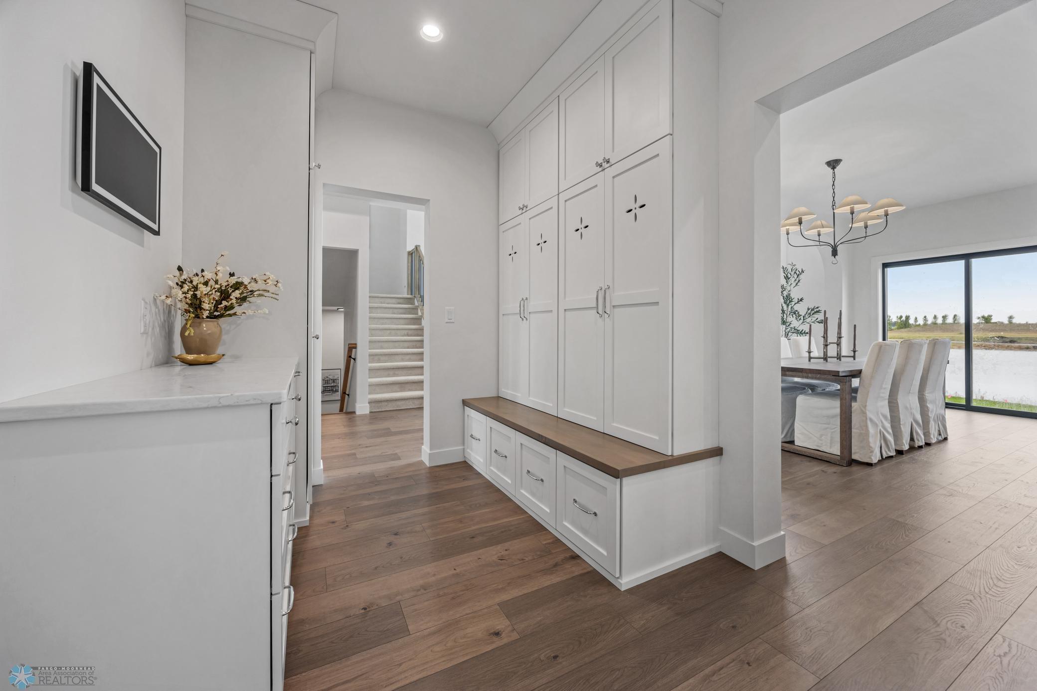 2025 single family home for sale at 605 Lorraine Way in Colfax, ND — 5 bed, 3 bath (photo 29 of 55)