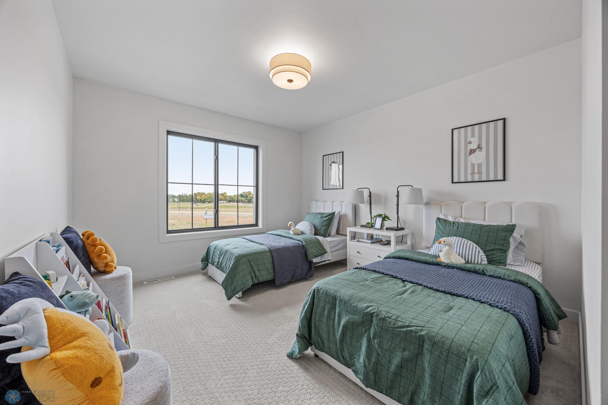 2025 single family home for sale at 605 Lorraine Way in Colfax, ND — 5 bed, 3 bath (photo 33 of 55)