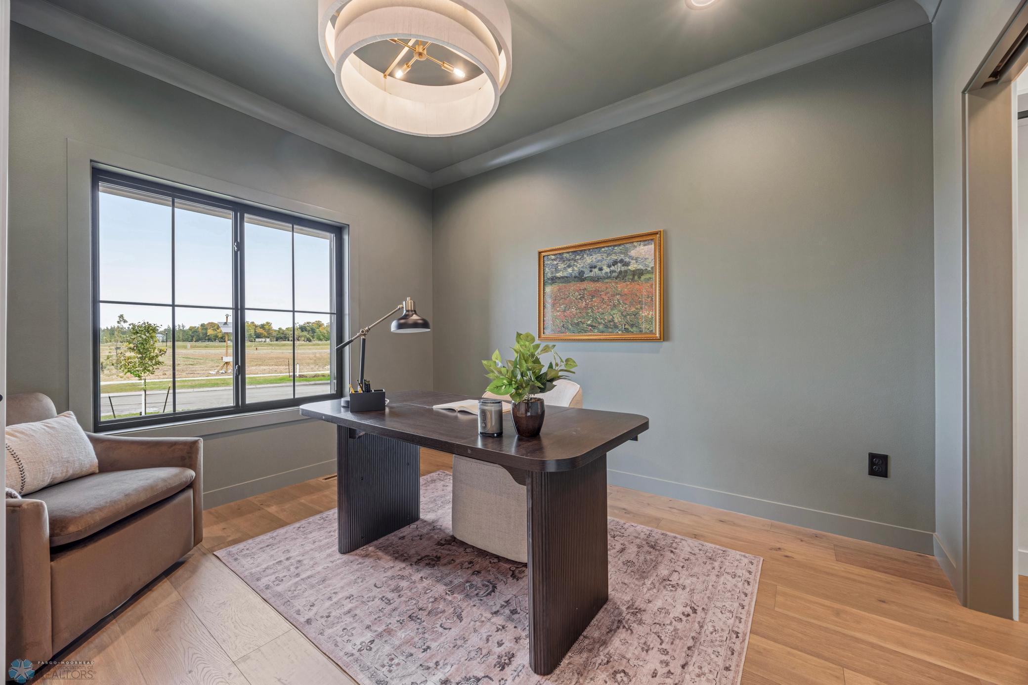 2025 single family home for sale at 605 Lorraine Way in Colfax, ND — 5 bed, 3 bath (photo 5 of 55)