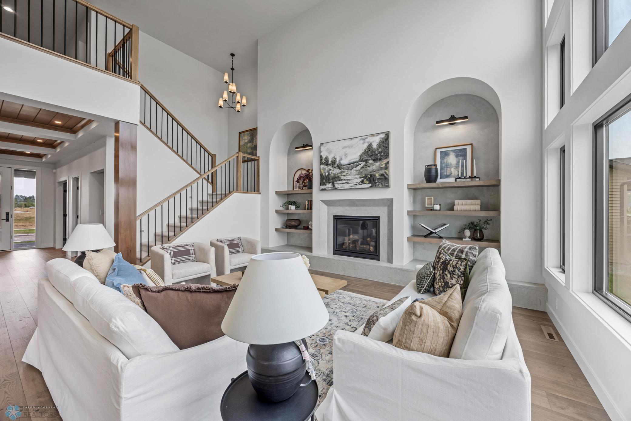 2025 single family home for sale at 605 Lorraine Way in Colfax, ND — 5 bed, 3 bath (photo 10 of 55)