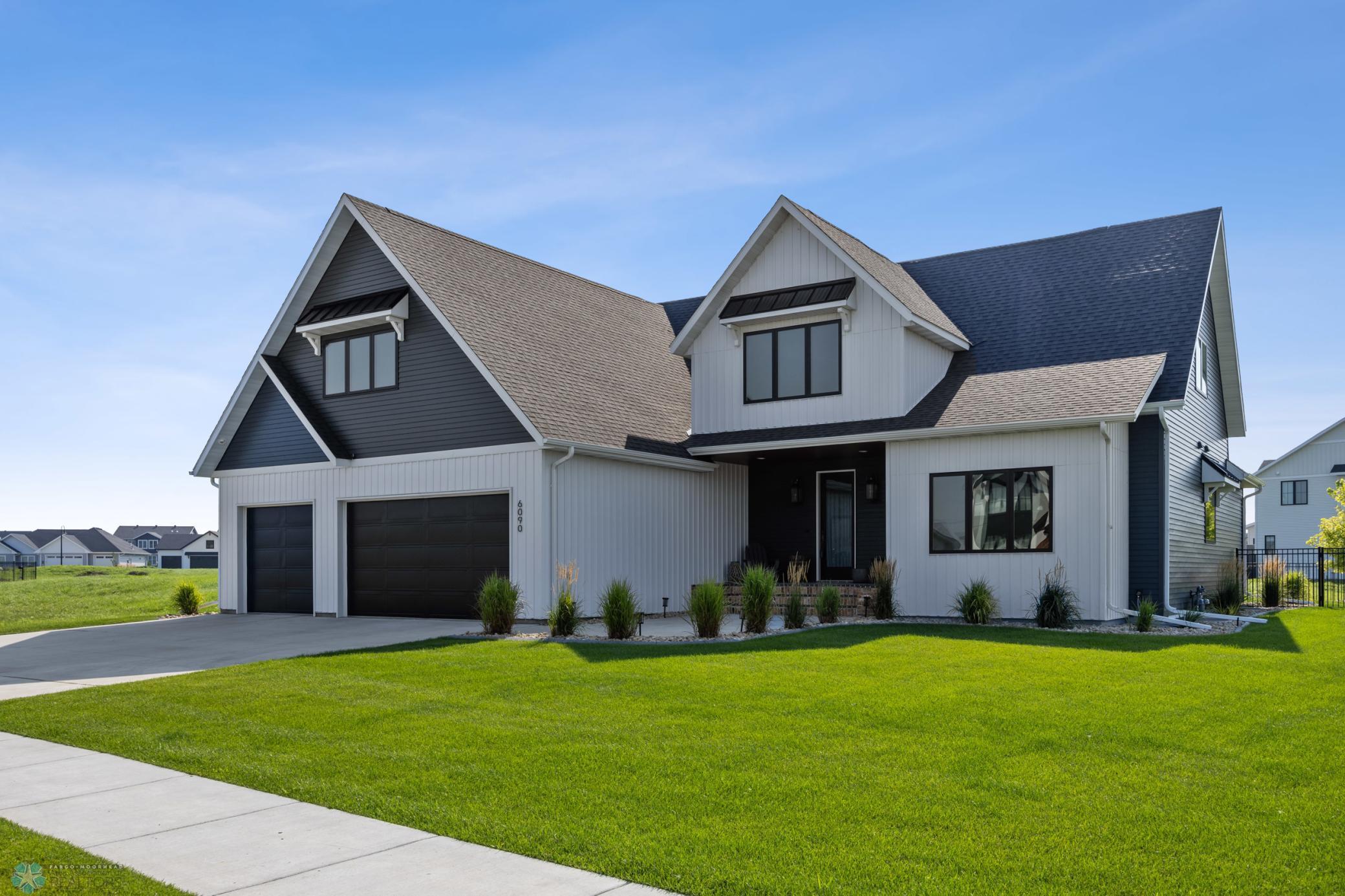 6090 Wildflower Drive S, Fargo ND 58104 - Photo 4 of 57