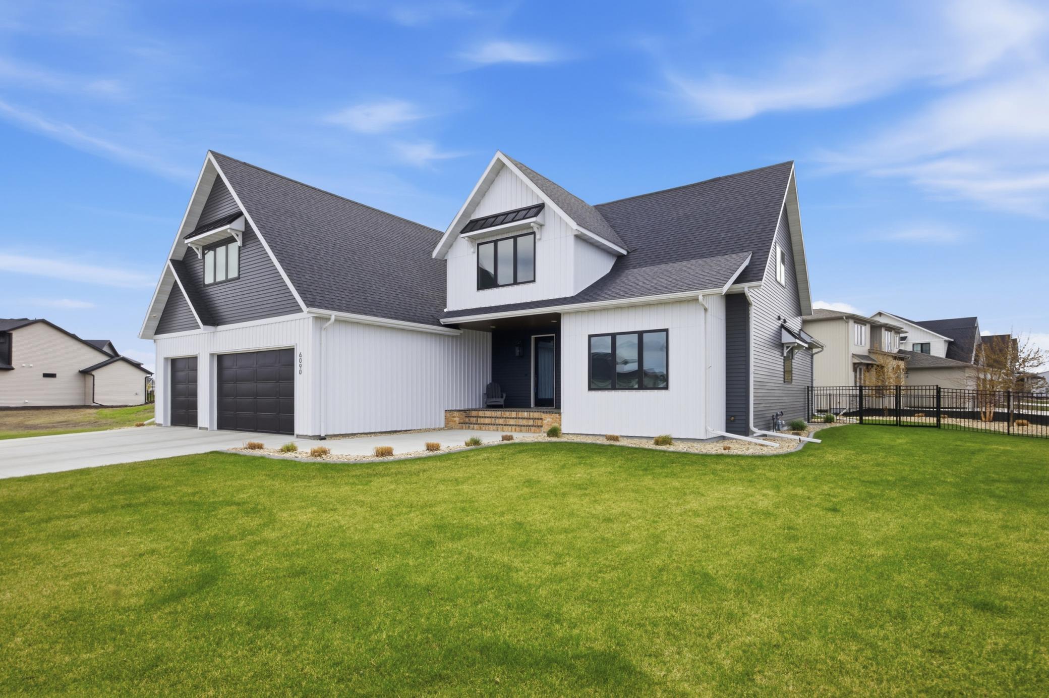 2021 single family home for sale at 6090 Wildflower Drive S in Fargo, ND — 7 bed, 4 bath (photo 2 of 72)