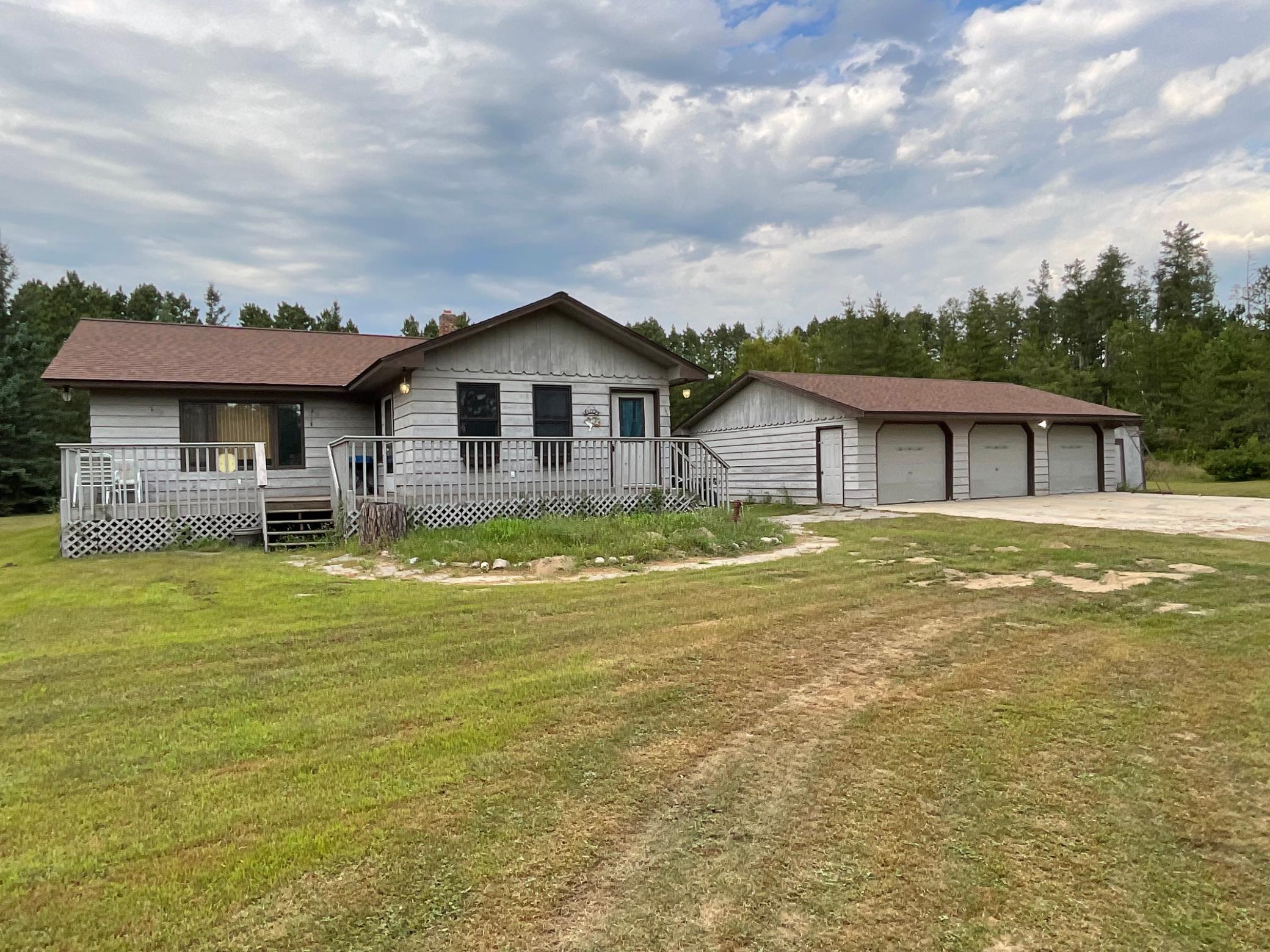 1987 single family home for sale at 37276 Willow Road N in Laporte, MN — 2 bed, 1 bath (photo 2 of 24)