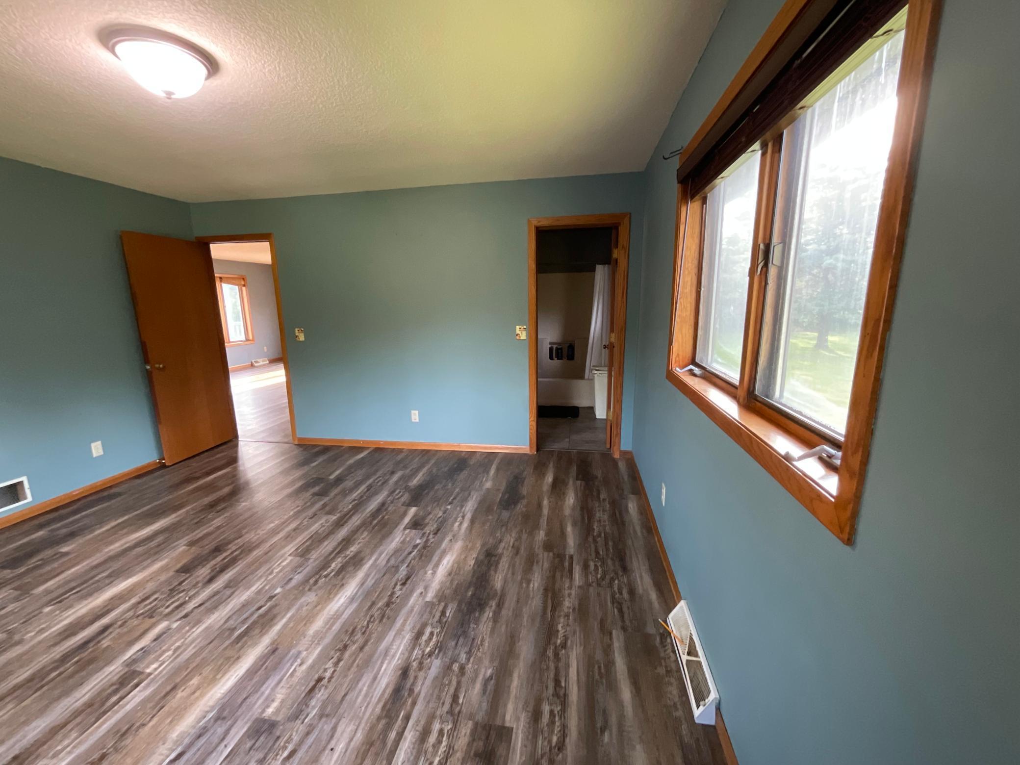 1987 single family home for sale at 37276 Willow Road N in Laporte, MN — 2 bed, 1 bath (photo 7 of 24)