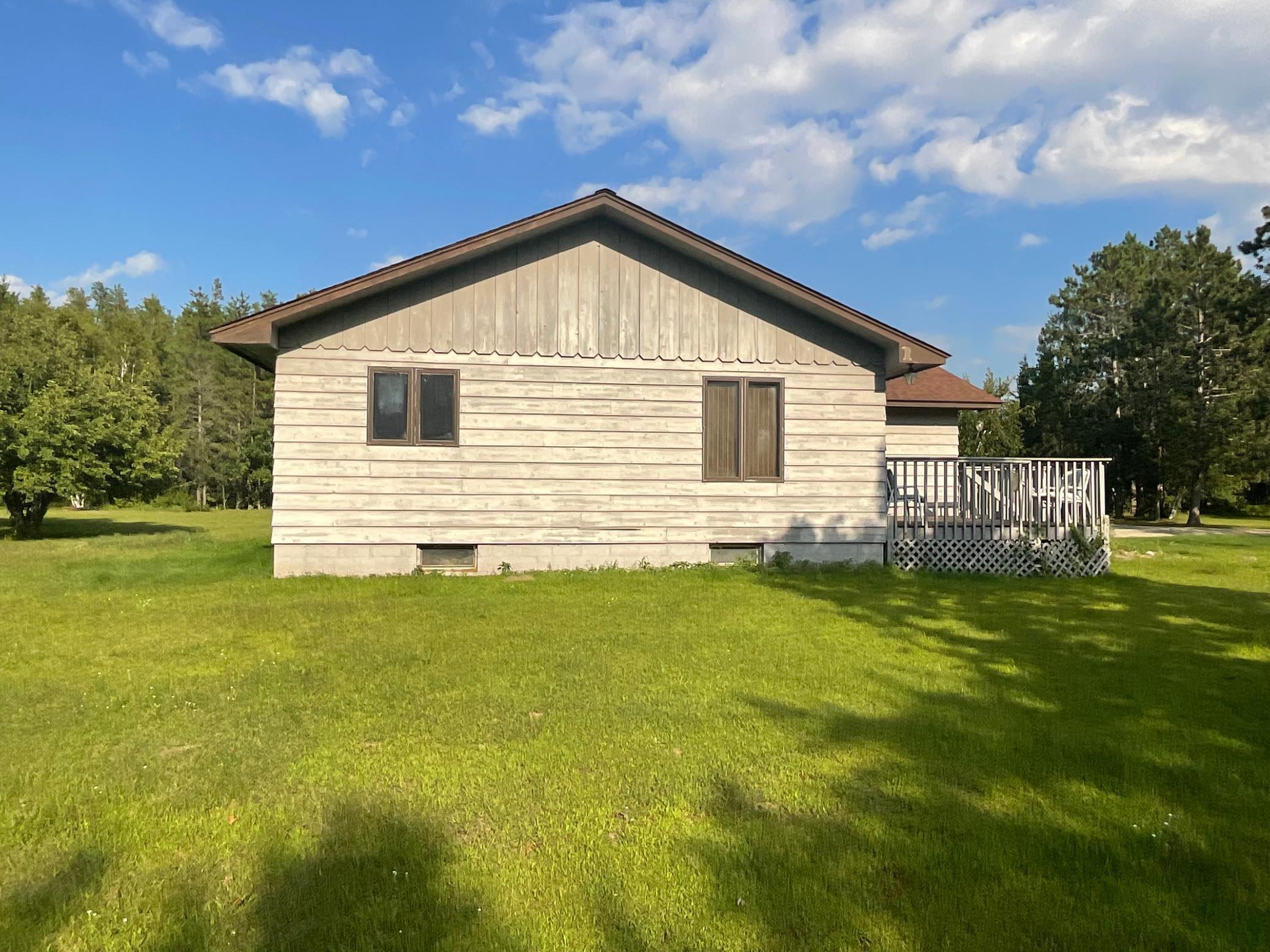 1987 single family home for sale at 37276 Willow Road N in Laporte, MN — 2 bed, 1 bath (photo 16 of 24)
