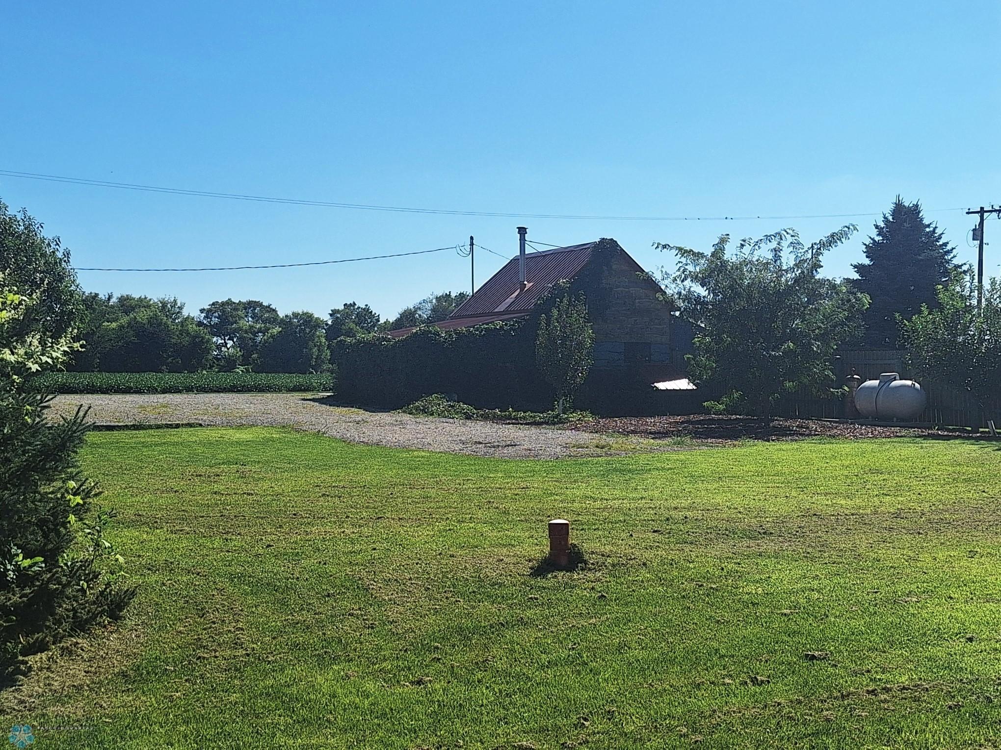 1940 single family home for sale at 210 1st Street in Great Bend, ND — 1 bed, 1 bath (photo 3 of 17)