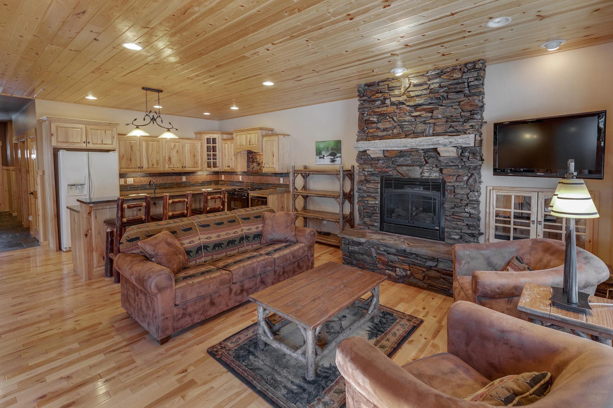 35308 Vacation Dr, Pequot Lakes MN 56472 - Photo 4 of 20