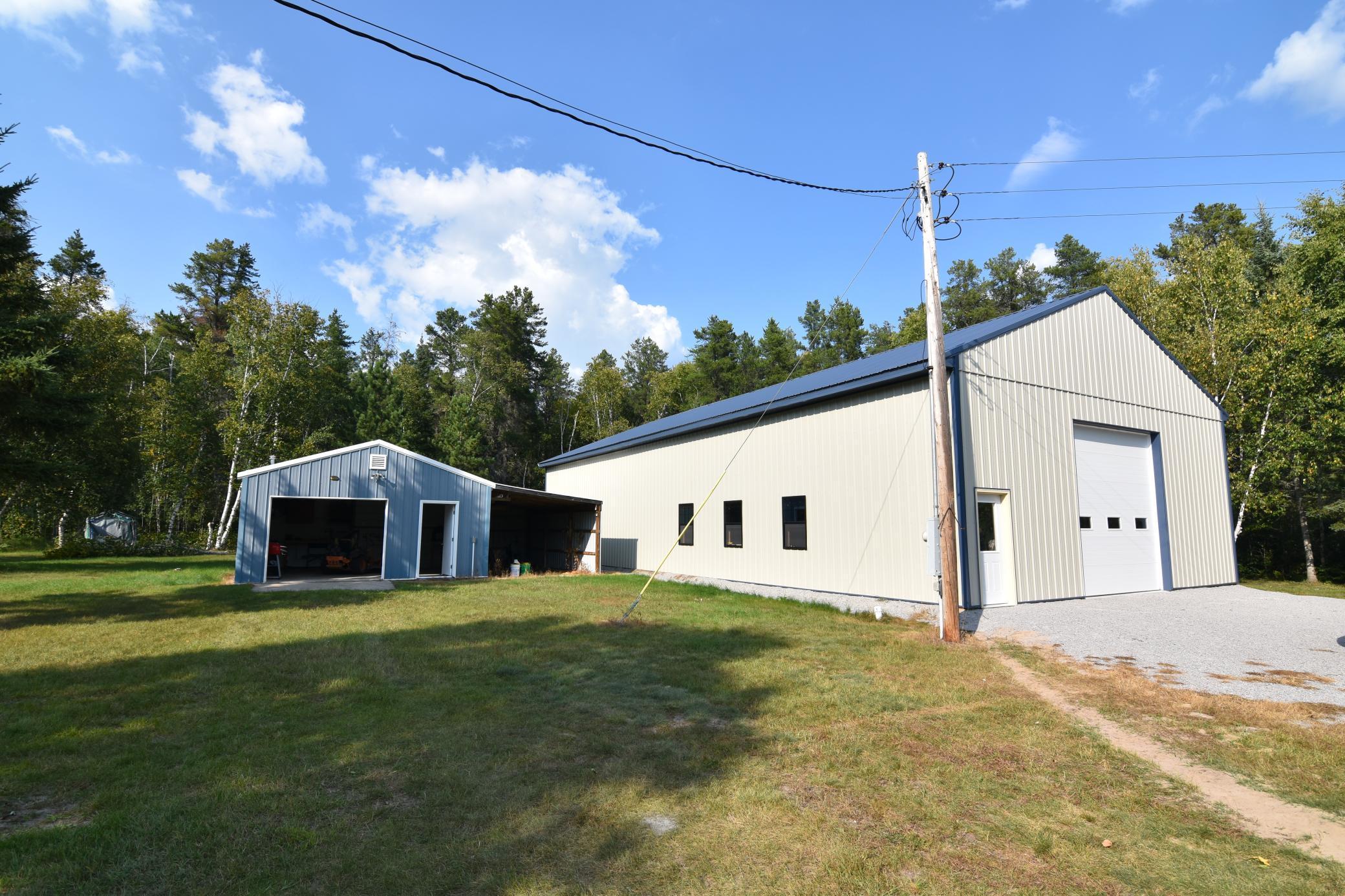 1960 single family home for sale at 627 School Forest Road SW in Baudette, MN — 1 bed, 1 bath (photo 2 of 18)